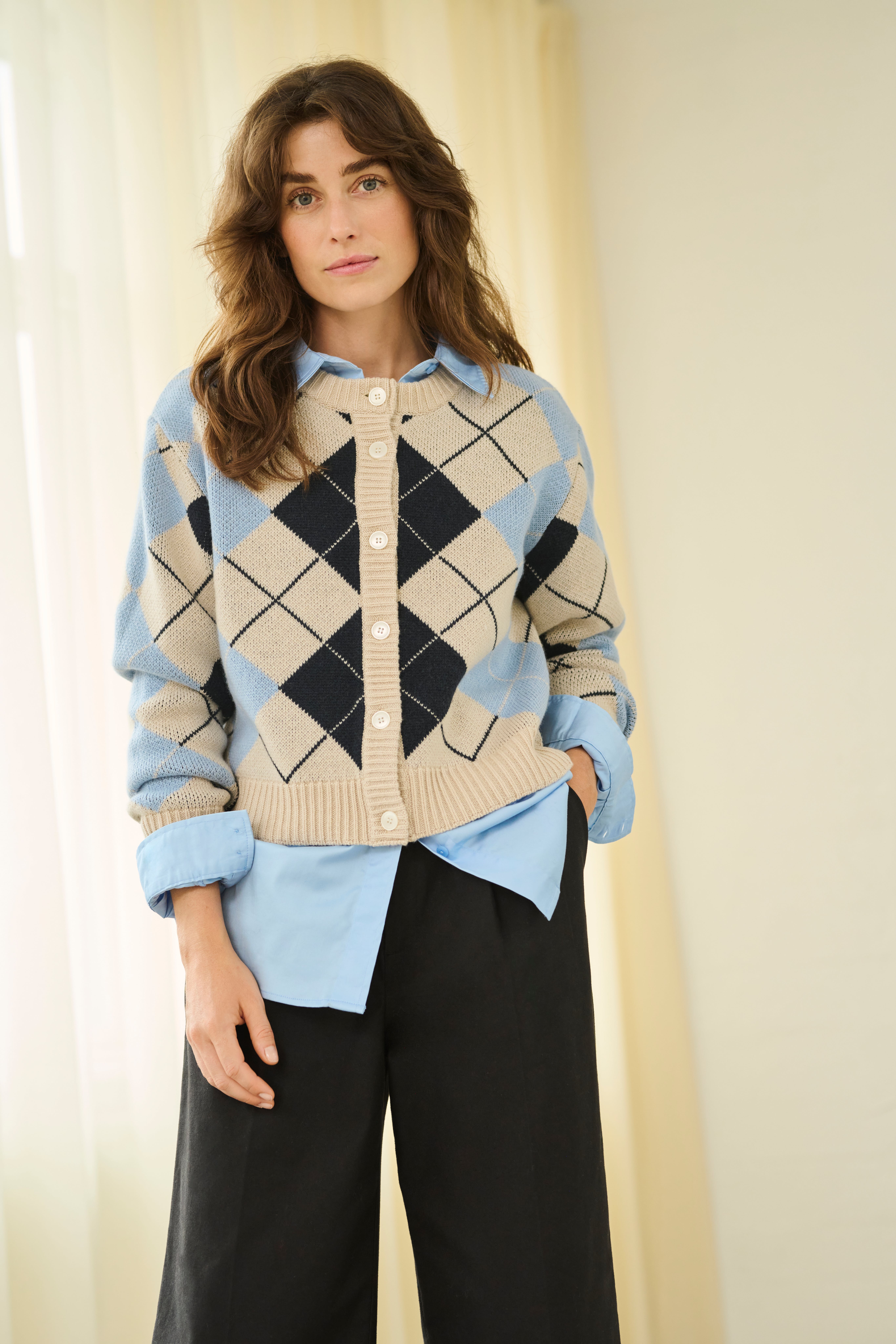 LylahPW Vest LOCATION NONE 30309296-303443