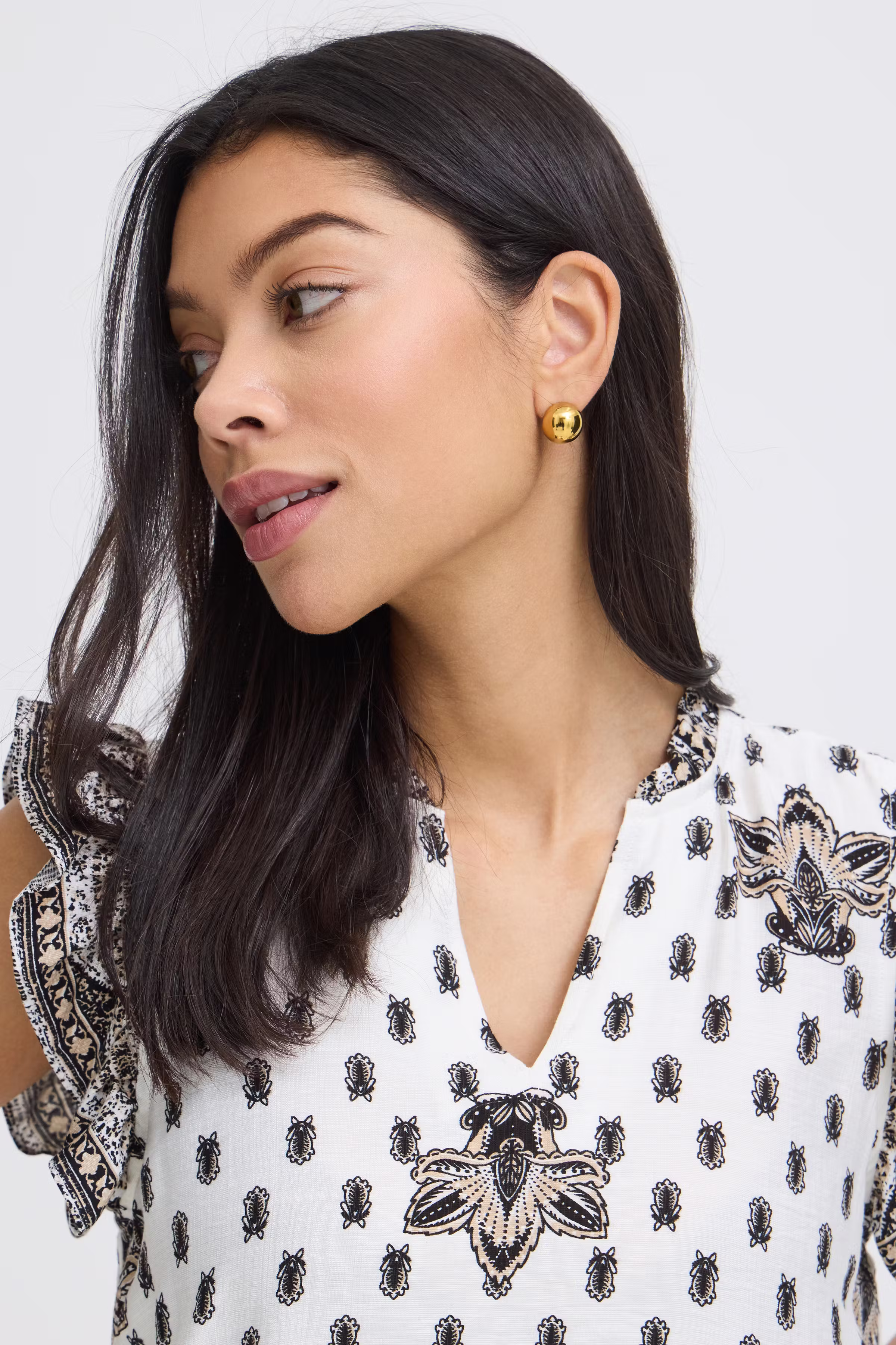 BYIKAIA Bluse LOOKBOOK DETAIL 20819070-900008801