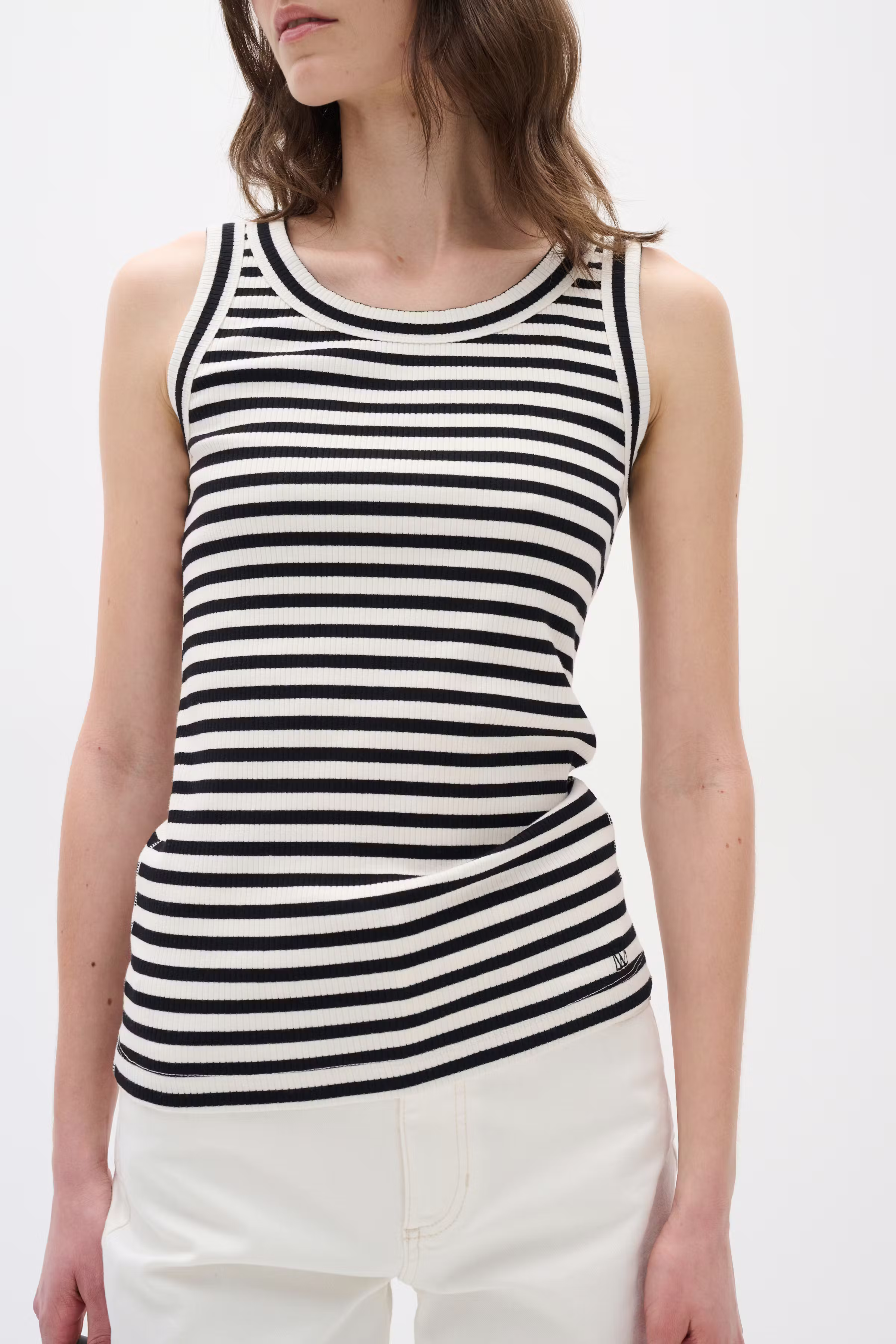 DagnaIW Top LOOKBOOK DETAIL 30107268-301284