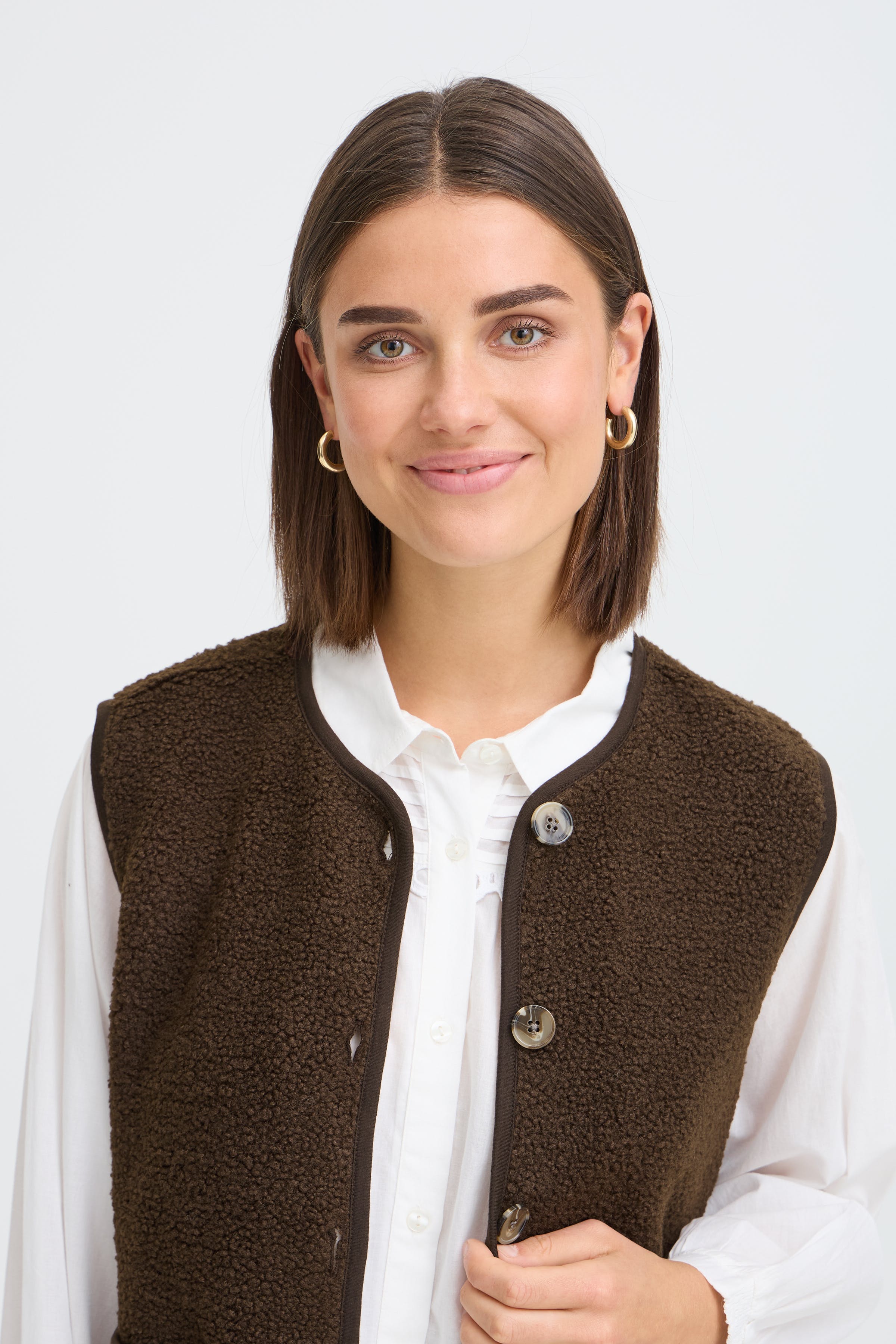 FRTENYA Waistcoat outerwear LOOKBOOK DETAIL 20618525-190913