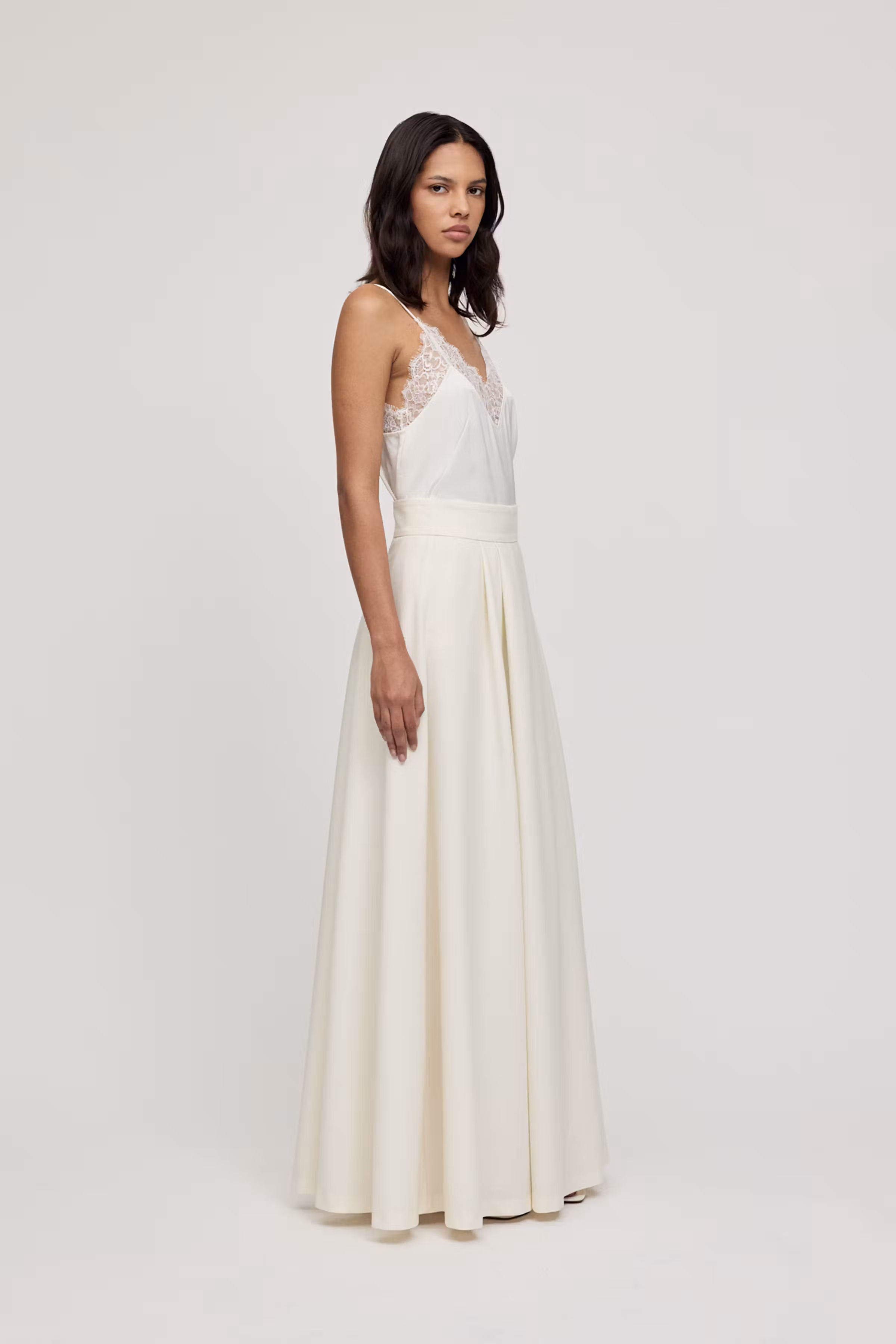 IOSusanna Skirt LOOKBOOK FRONT 30600438-WH010