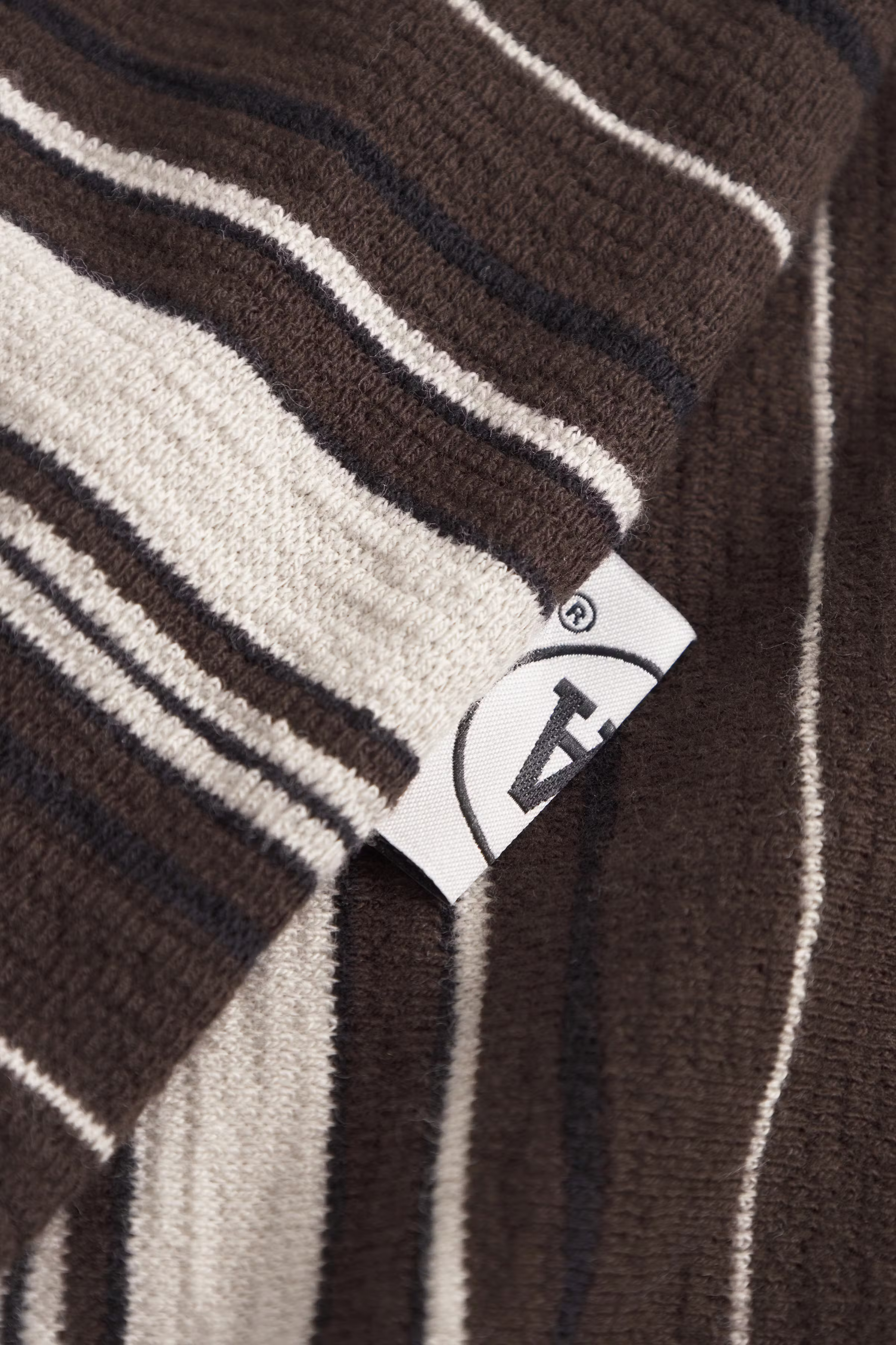 WWColton Poloshirt PACK DETAIL 30251541-304134