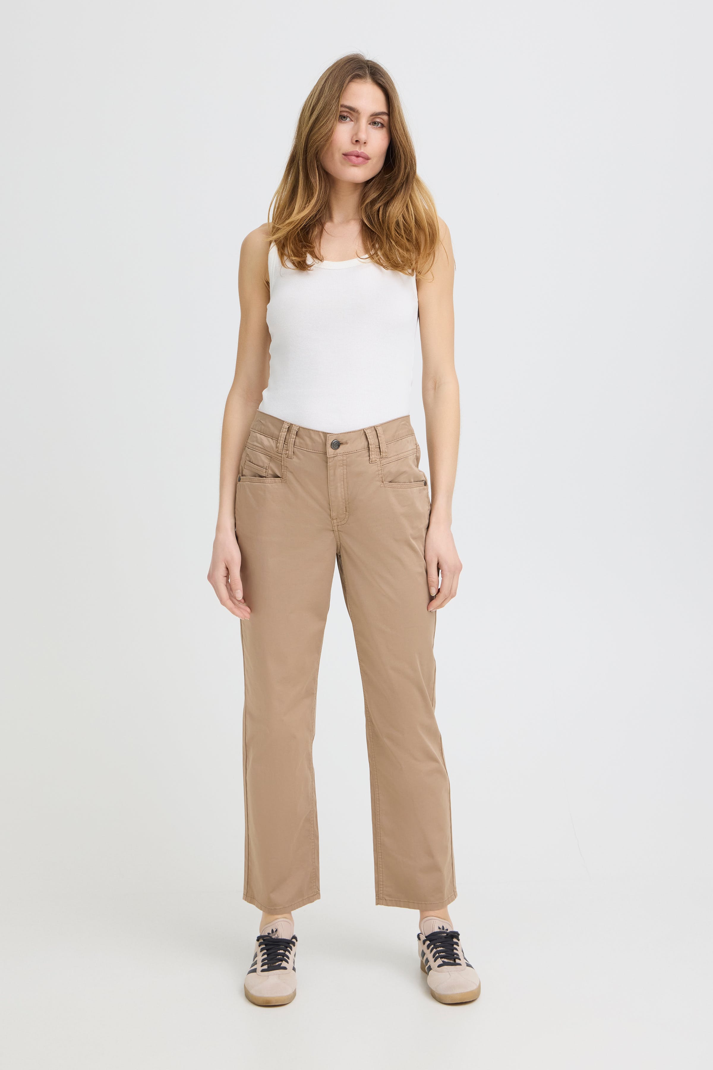 PZEVELYN Bukser LOOKBOOK FRONT 50210423-171009