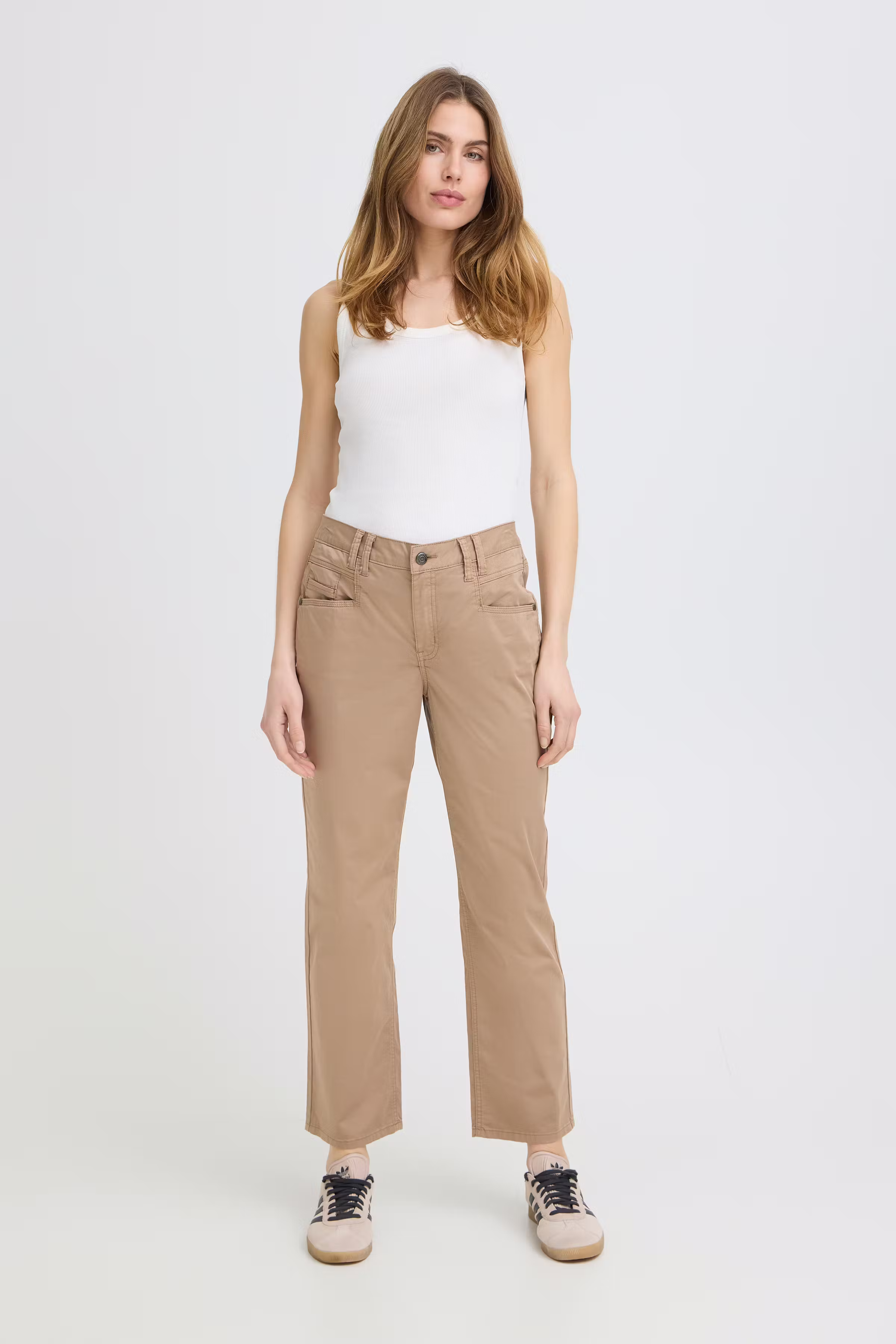 PZEVELYN Bukser LOOKBOOK FRONT 50210423-171009