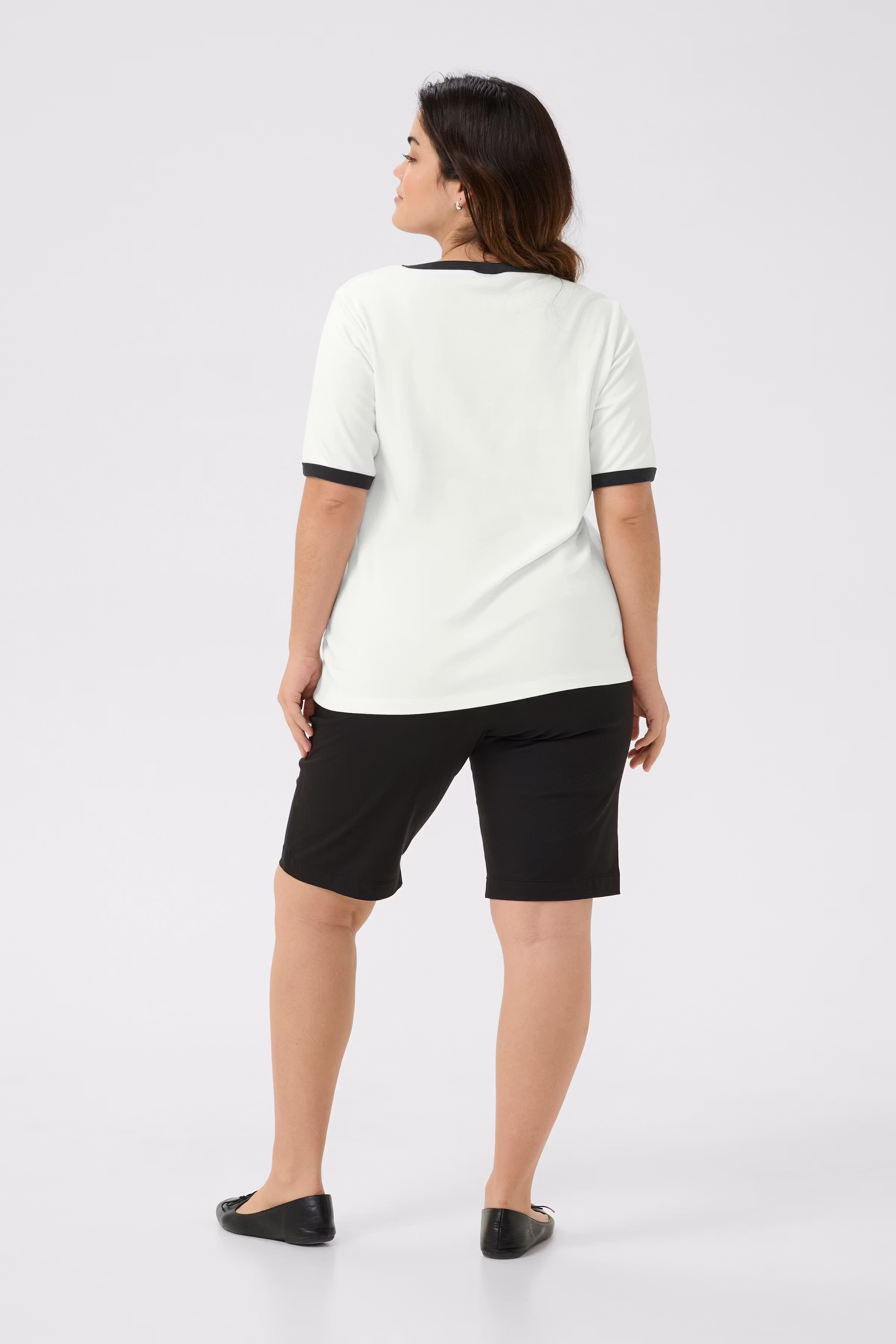 KCliana T-shirt LOOKBOOK BACK 10583185-107499