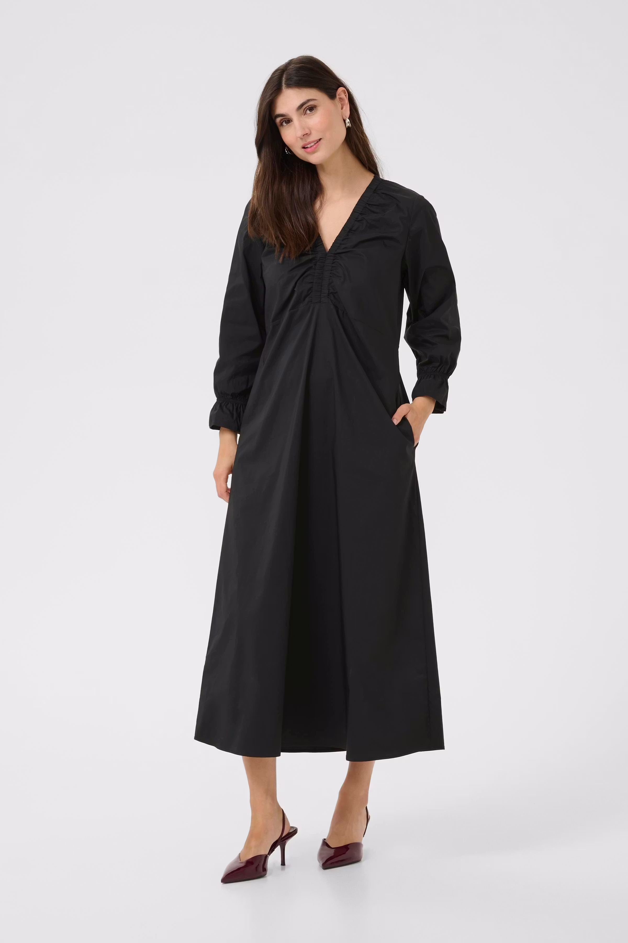 CUolana Kleid LOOKBOOK FRONT 50112203-500012