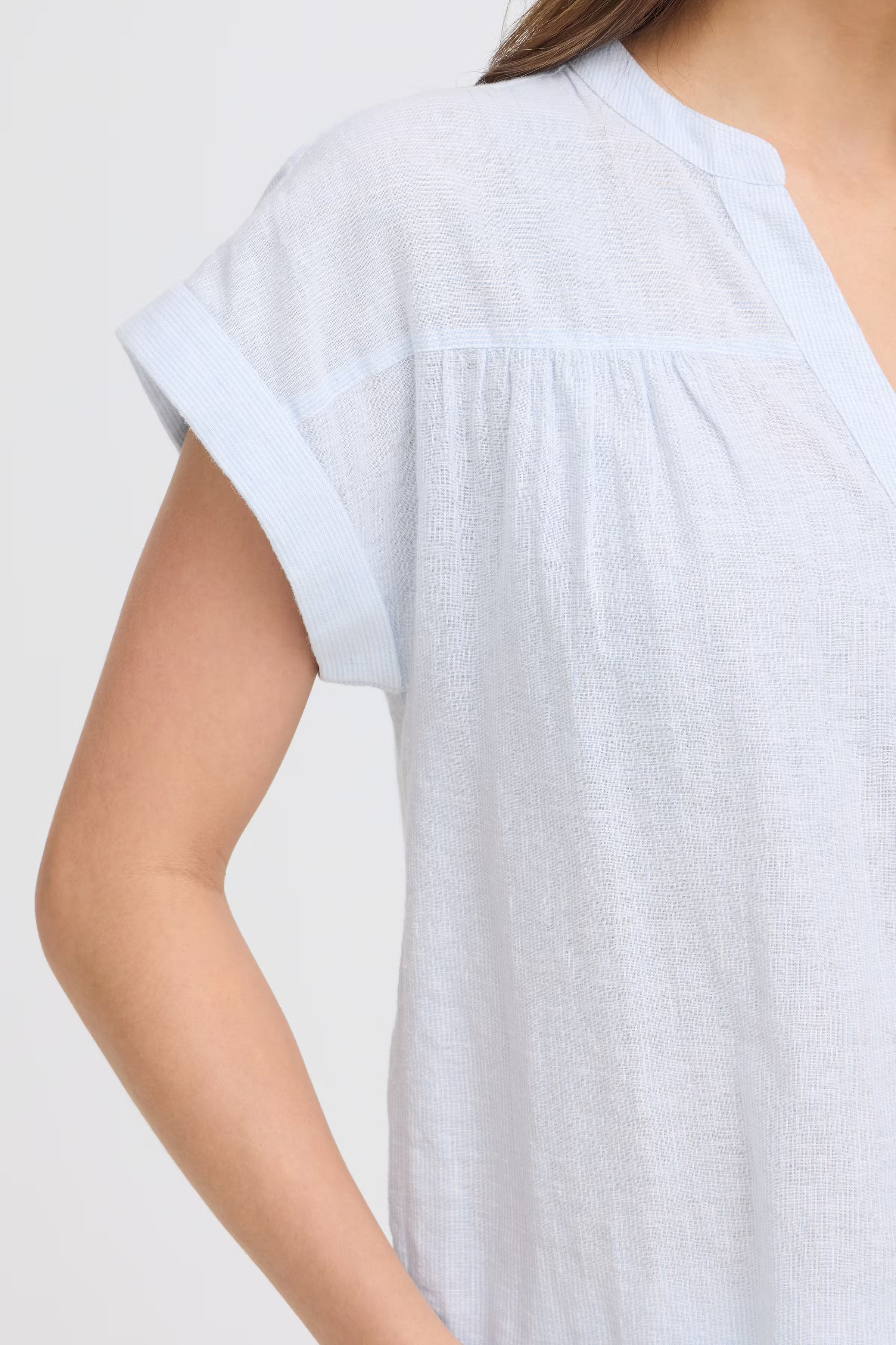 BYIZOLA Shirt LOOKBOOK DETAIL 20818977-900008325