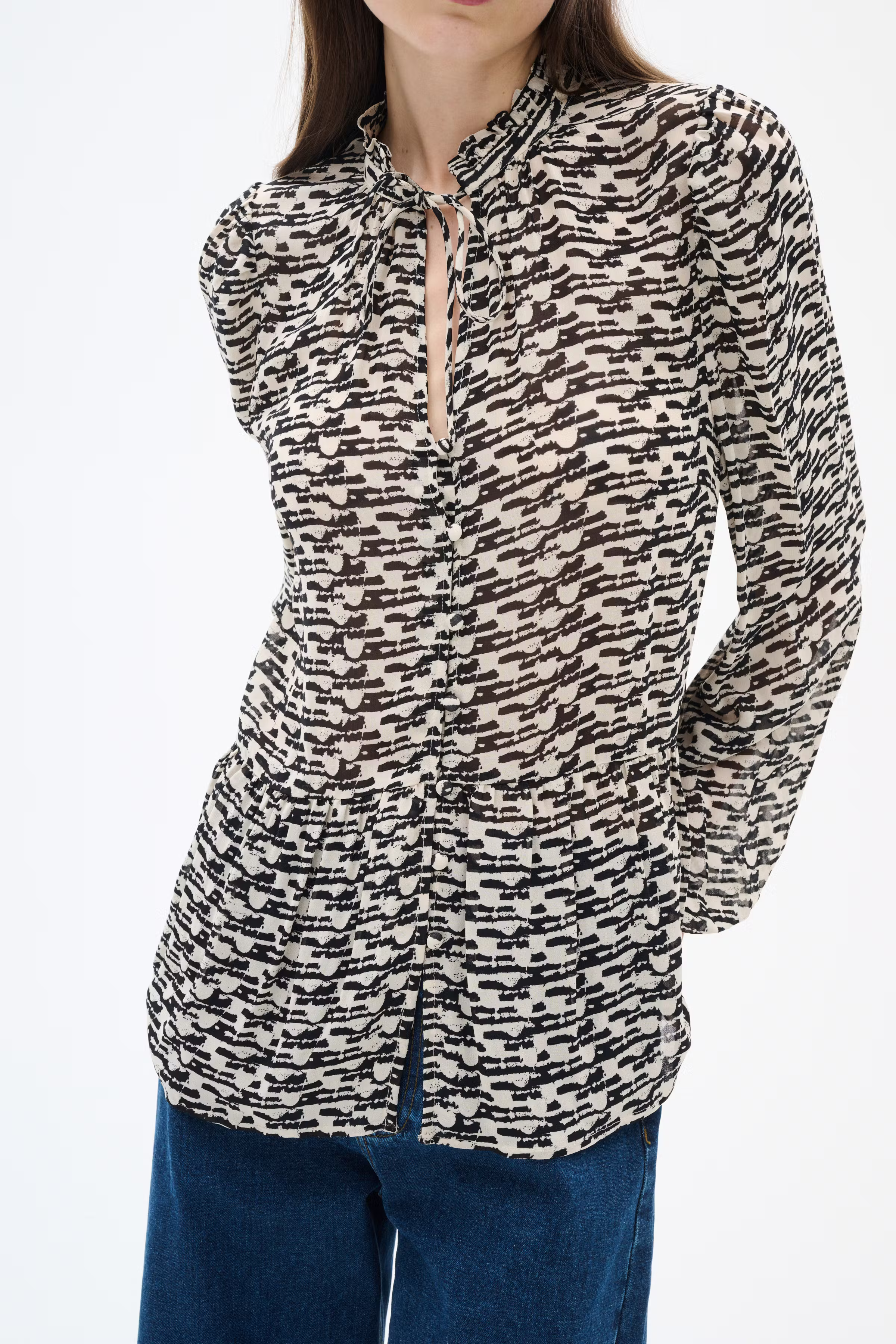 CessieIW Shirt LOOKBOOK FRONT 30110251-303575