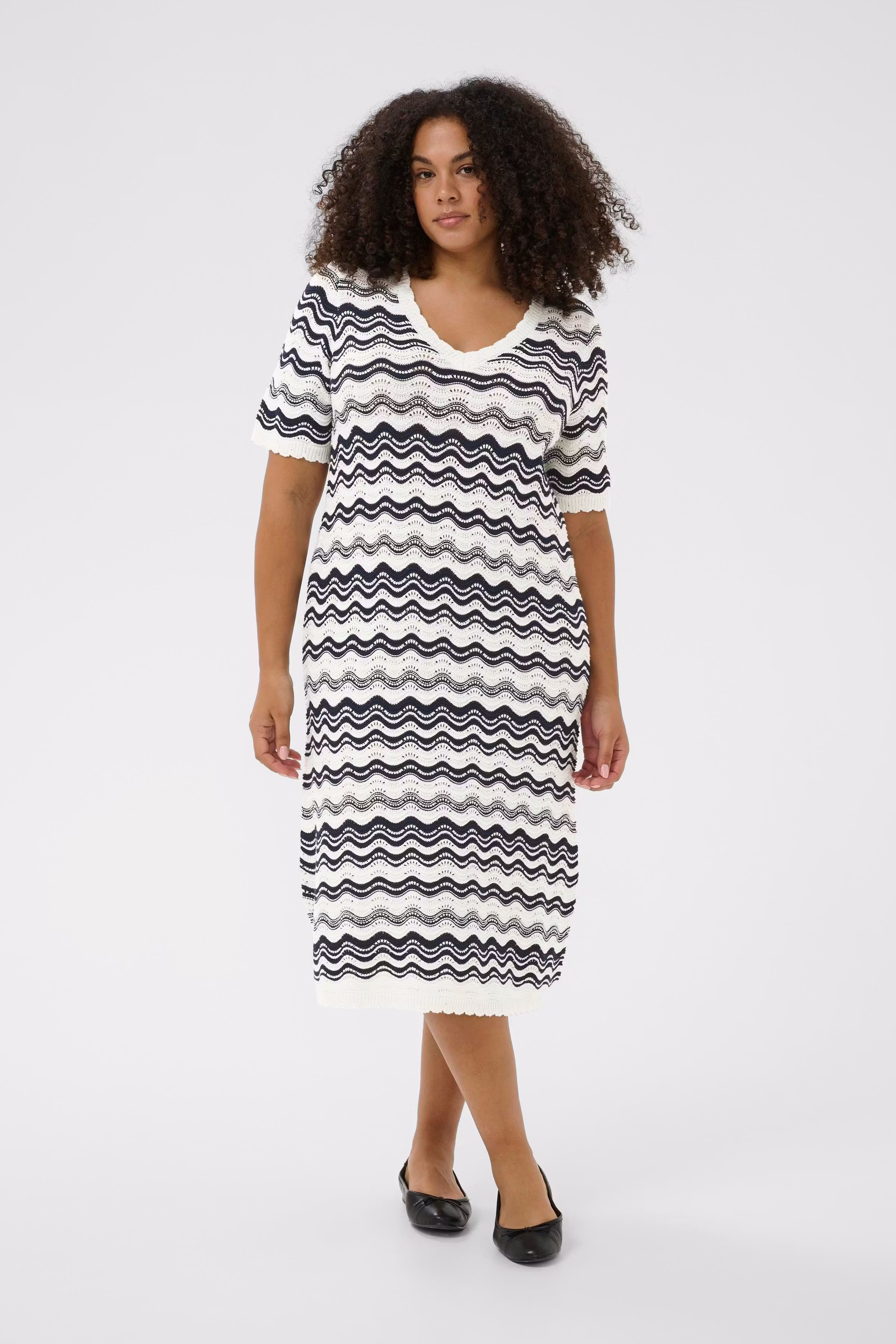 KCania Dress LOOKBOOK FRONT 10584133-109285