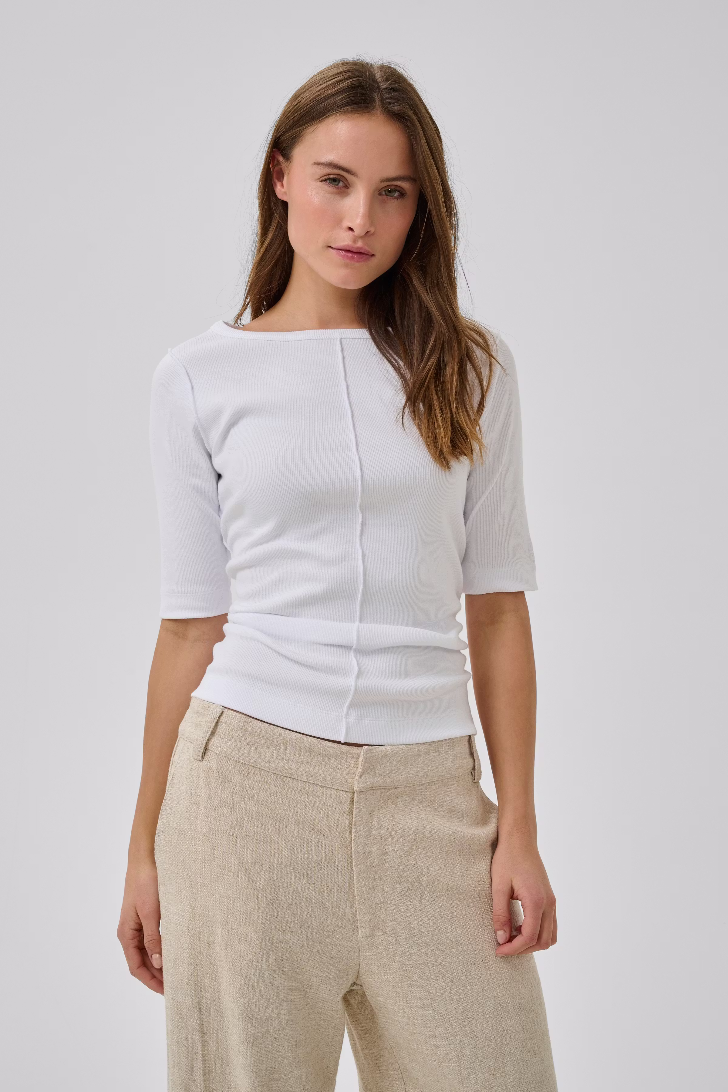 MandyMW T-shirt LOOKBOOK FRONT 10705169-110601