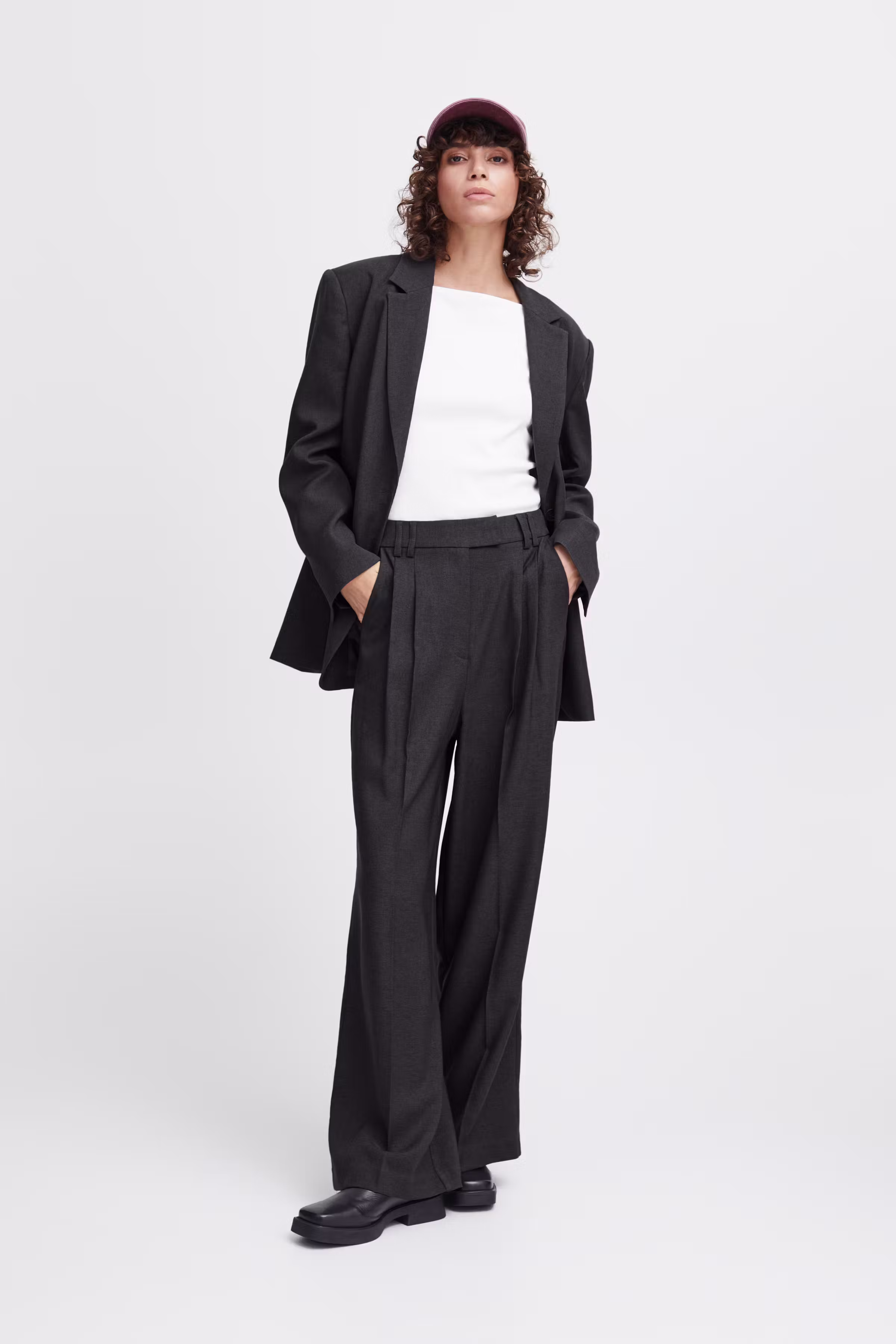 IHZIMMIE Bukser LOOKBOOK FRONT 20119677-200319