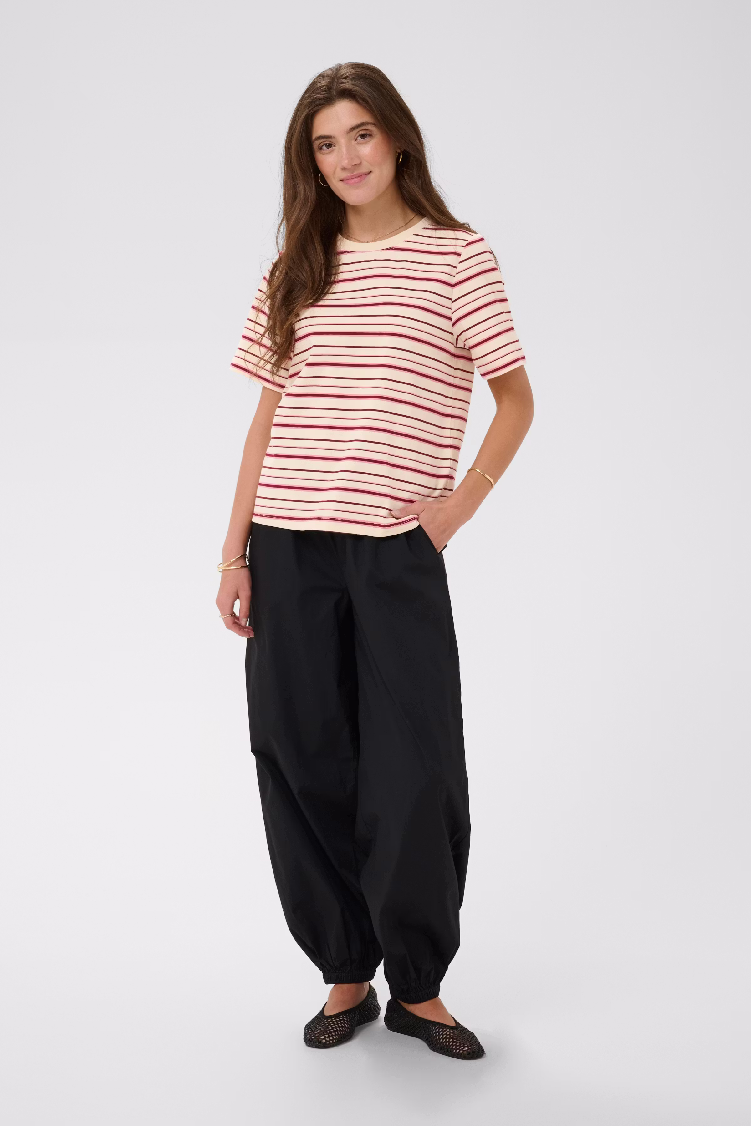 CRLiva T-shirt LOOKBOOK FRONT 10615683-1000253