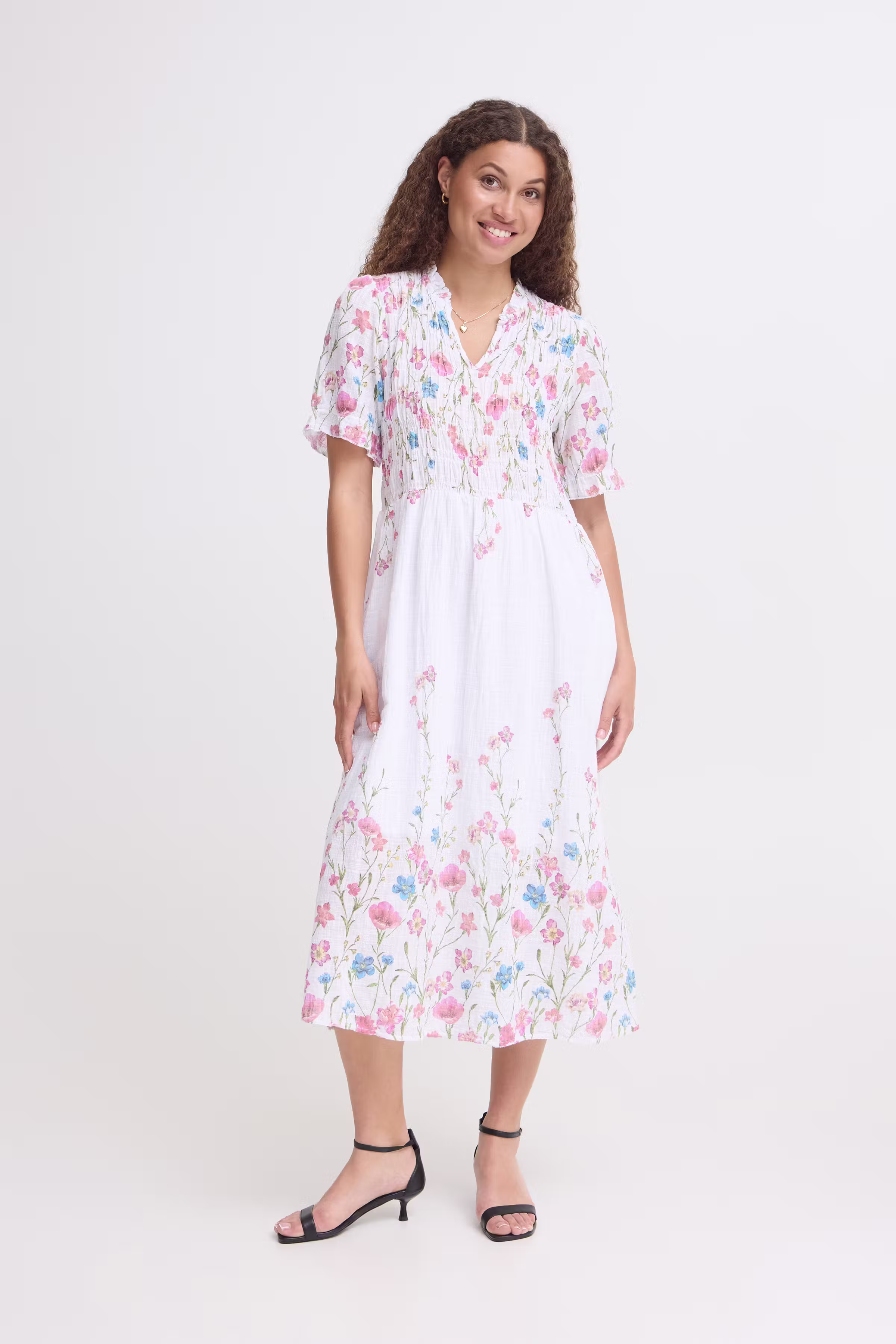 SBXALEXA Kjole LOOKBOOK FRONT 22101197-110602