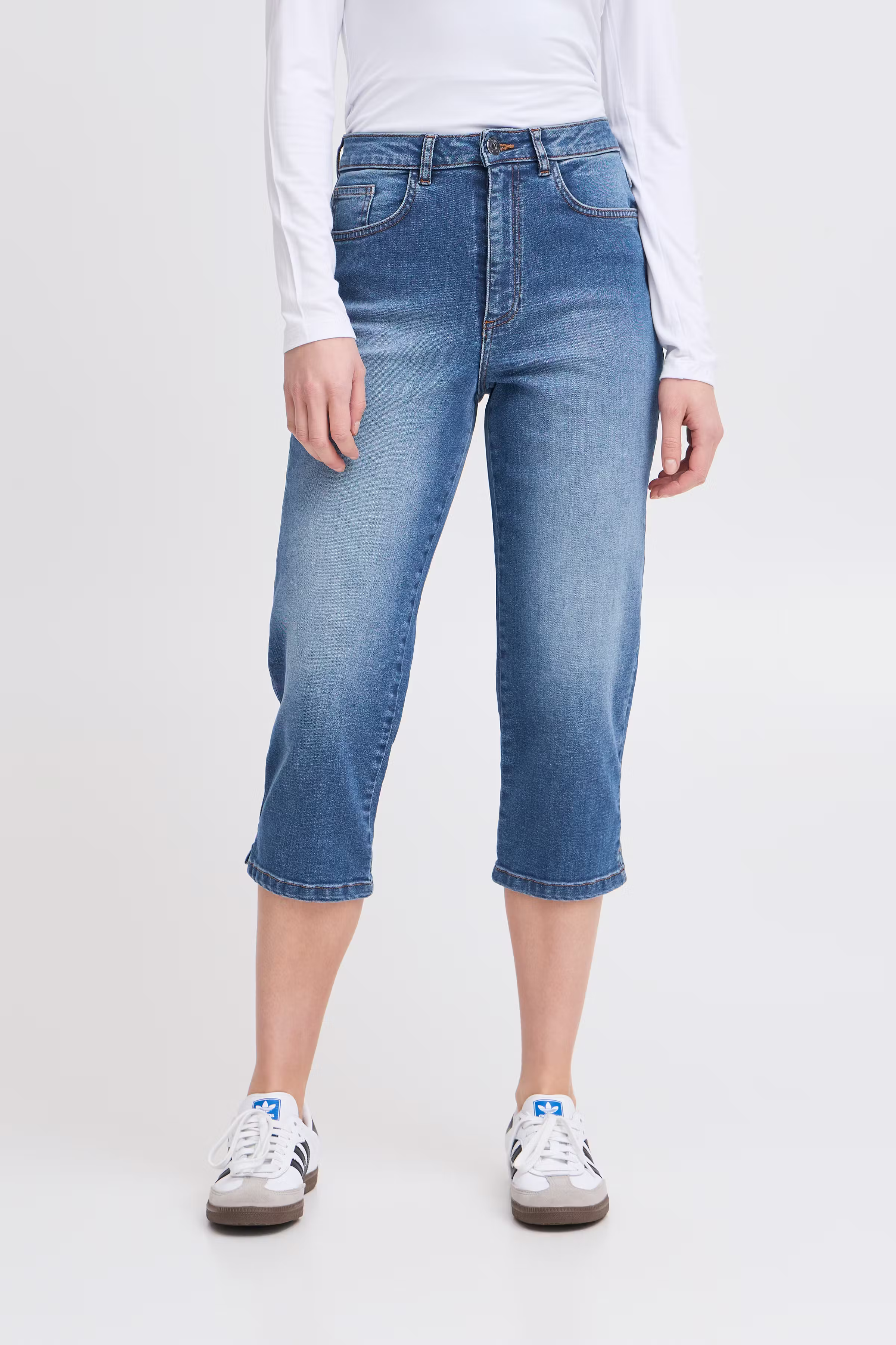 IHTWIGGY Capri bukser LOOKBOOK FRONT 20123148-200928