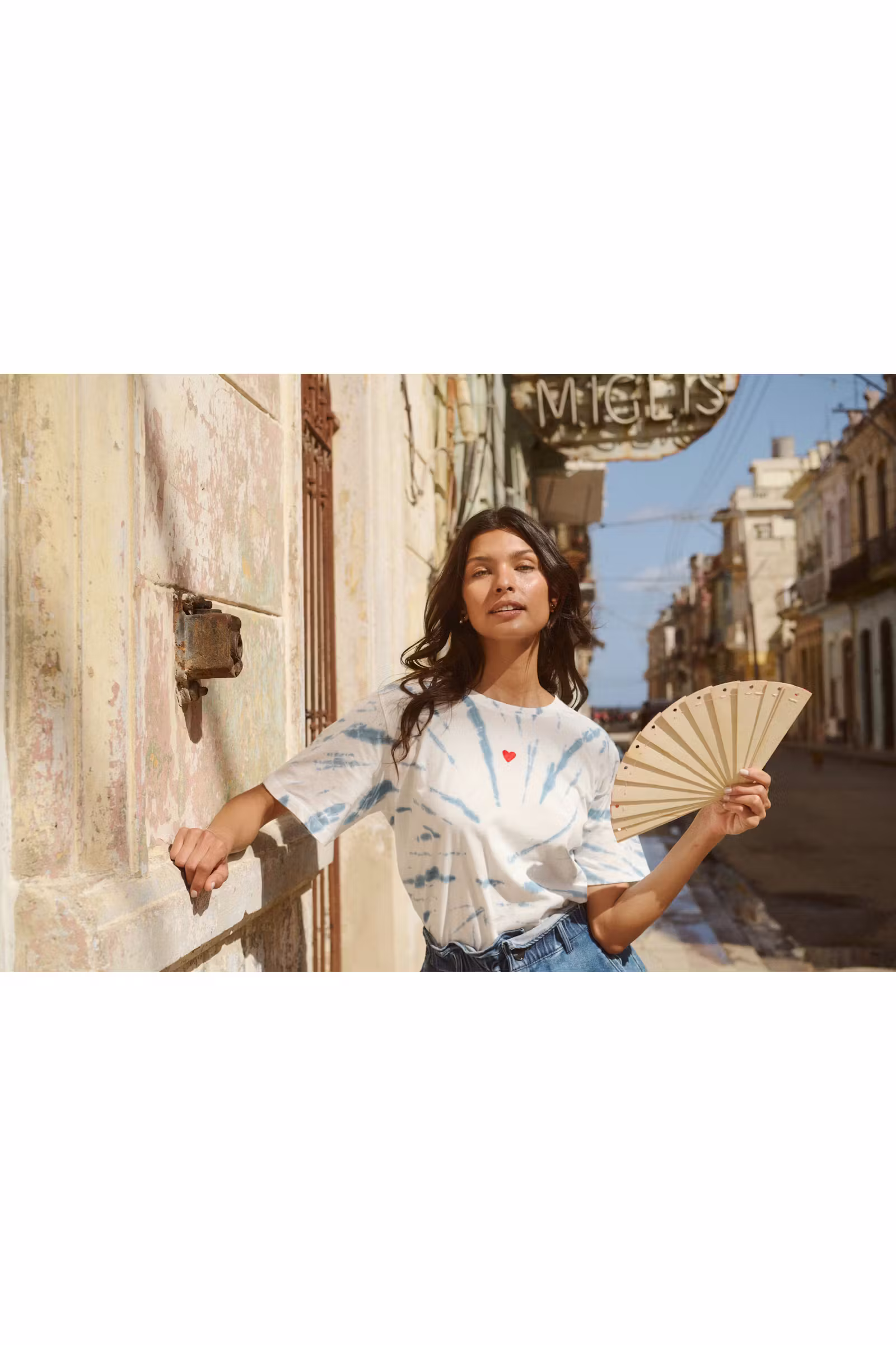 HellielouSZ T-shirt LOCATION NONE 30514247-164032