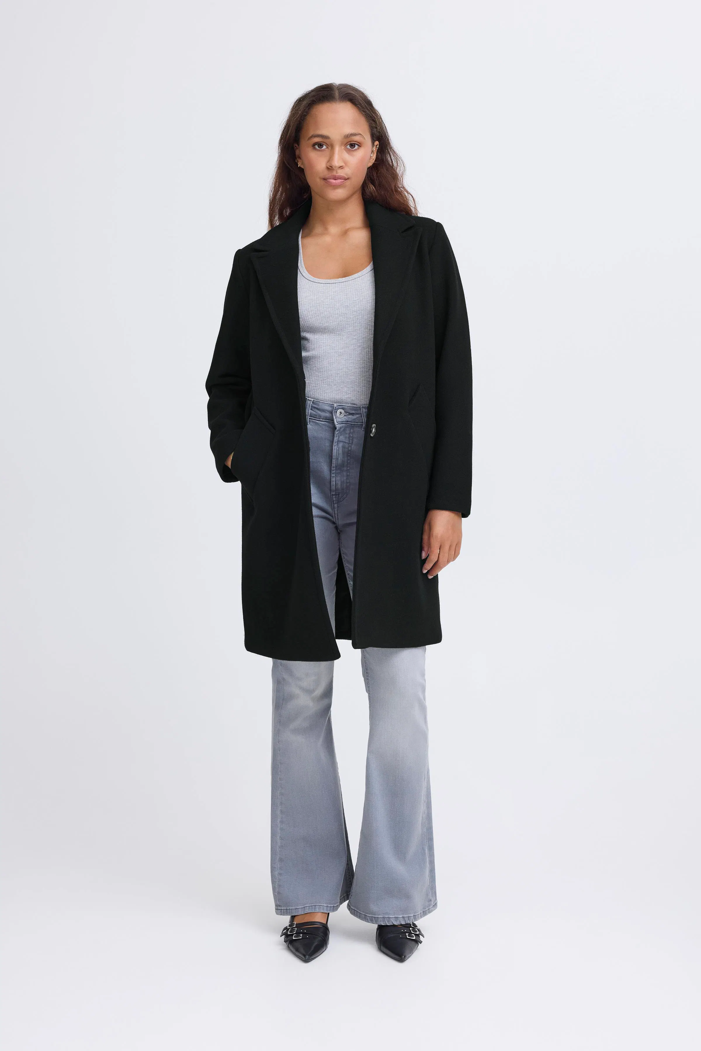 IHJANNET Yttertøy LOOKBOOK FRONT 20123145-194008