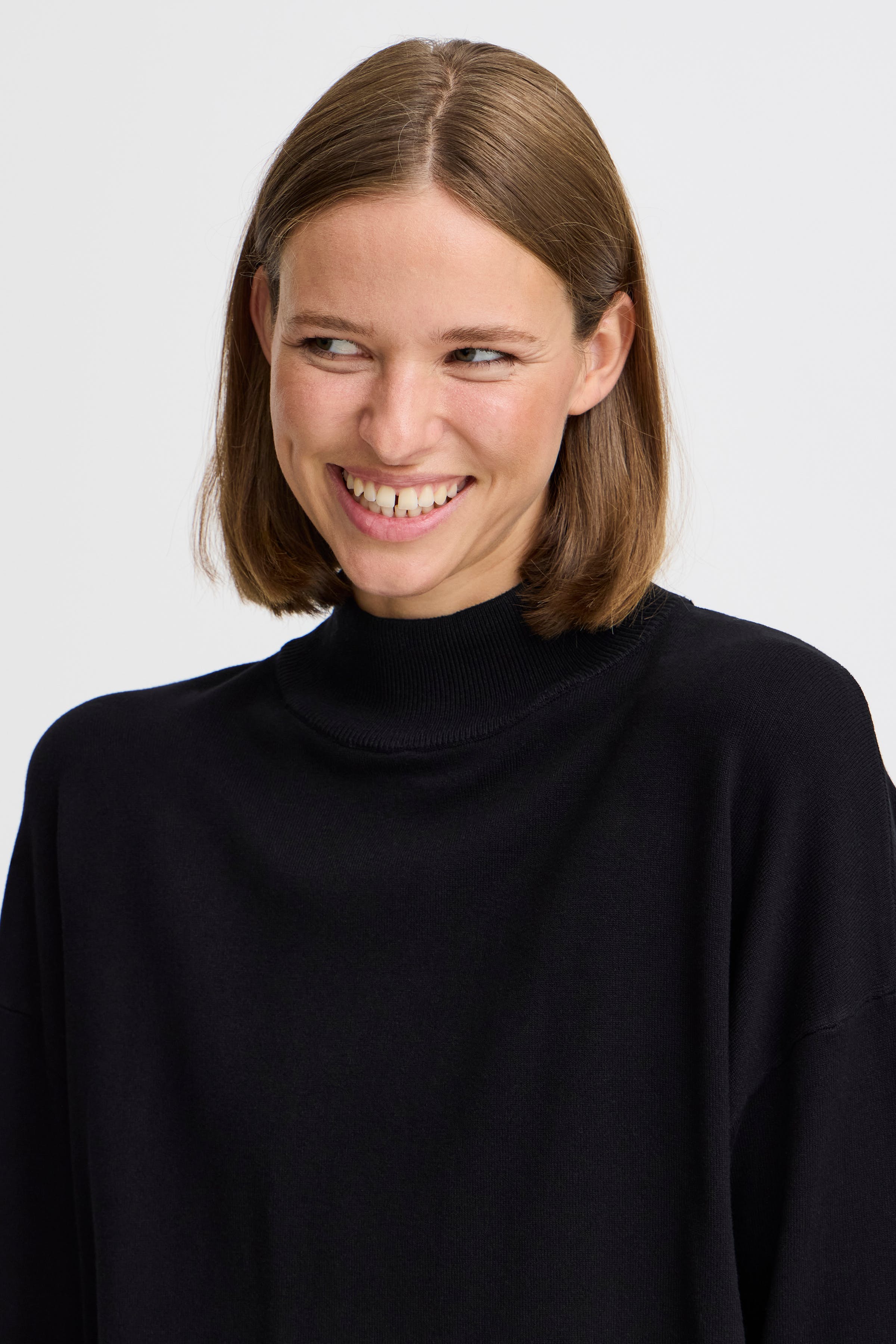 BYMMORLA Pullover LOOKBOOK DETAIL 20815304-200451