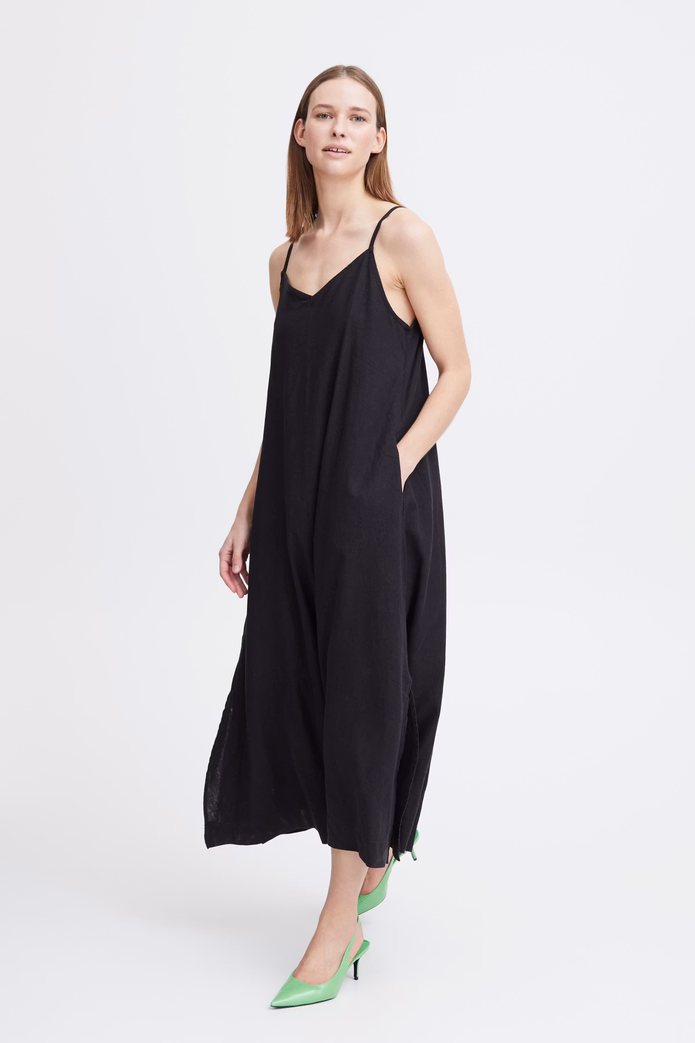 BYFALAKKA Dress LOOKBOOK FRONT 20814555-200451
