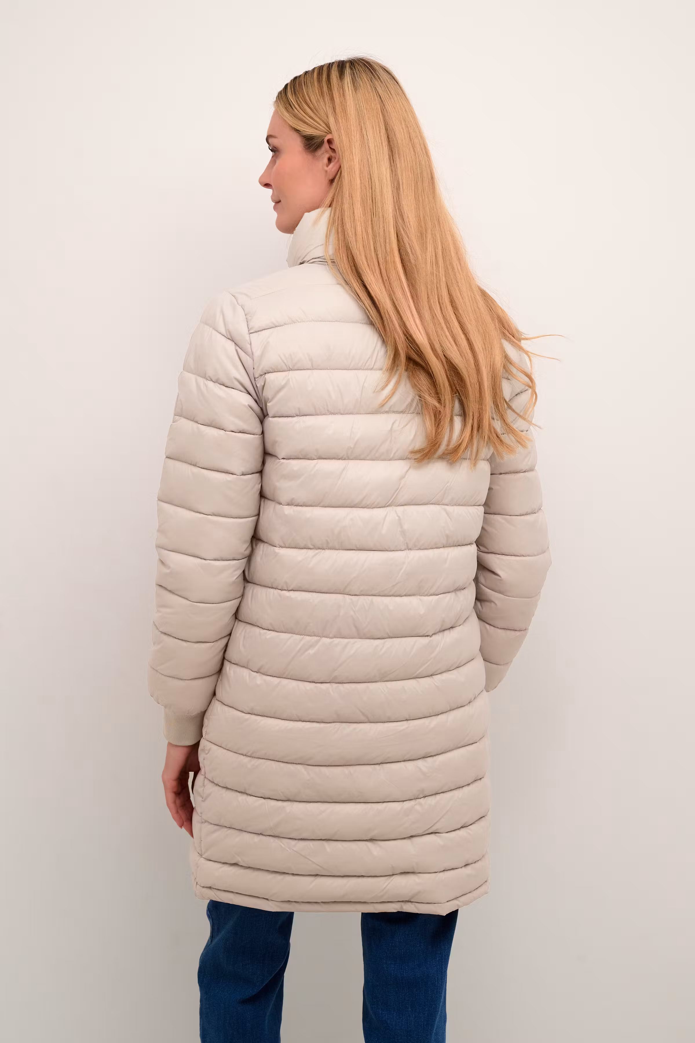 KAlira Jakke LOOKBOOK BACK 10507223-151305