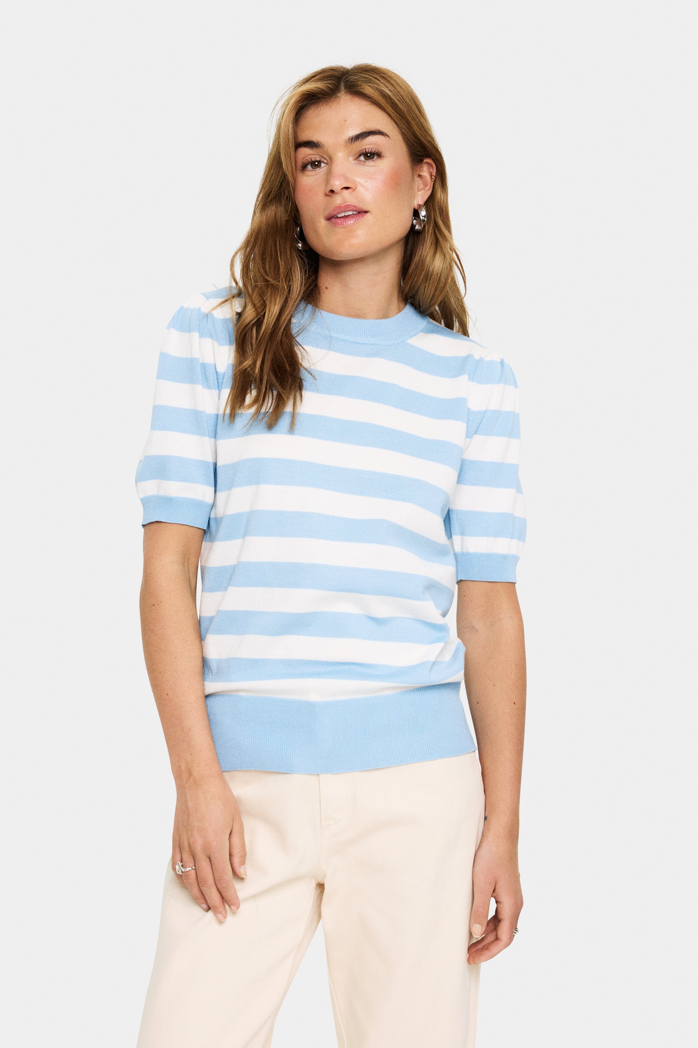 MilaSZ Pullover LOOKBOOK FRONT 30513931-303532