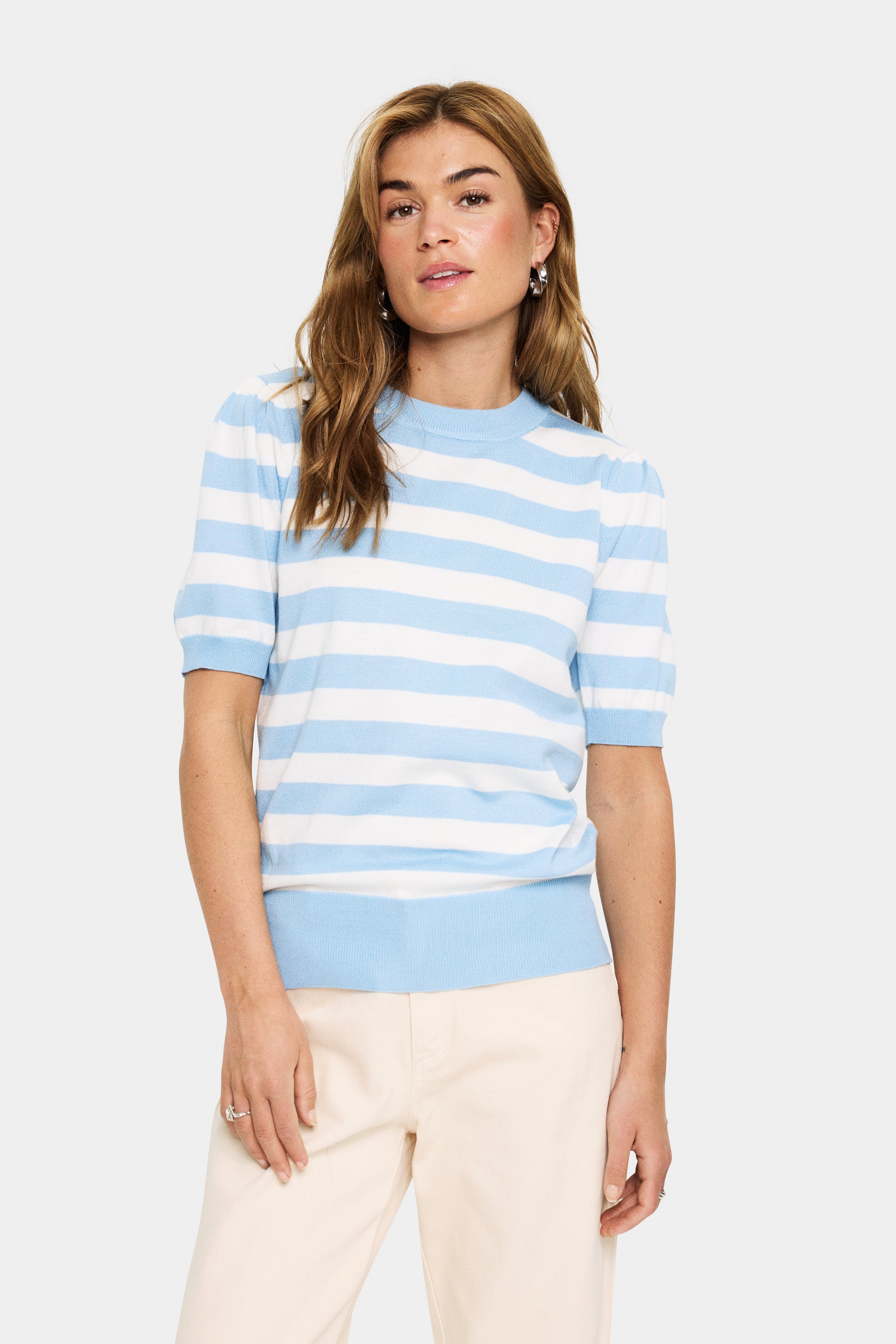 MilaSZ Pullover LOOKBOOK FRONT 30513931-303532