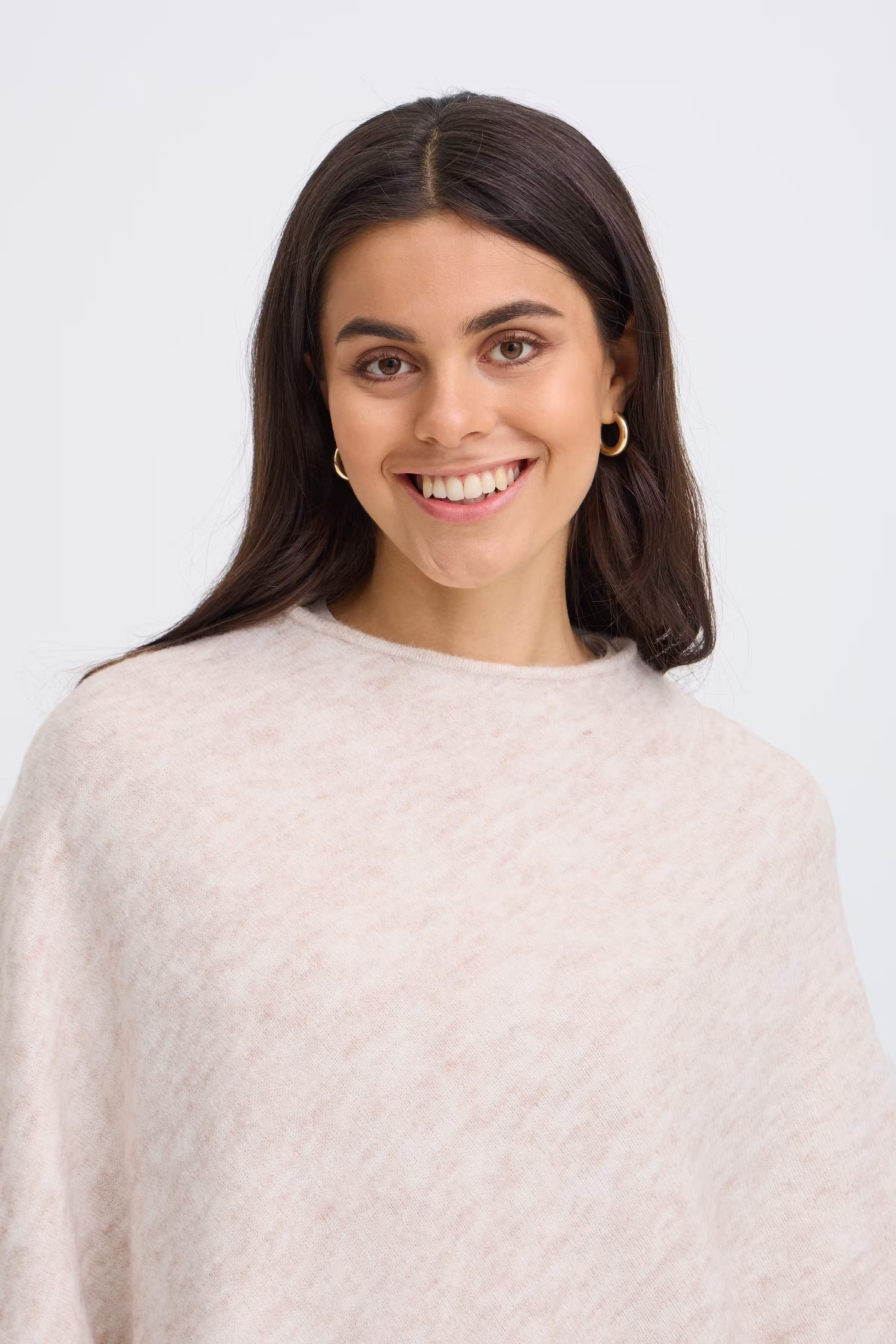 FRSANNY Poncho LOOKBOOK DETAIL 20615041-1304011
