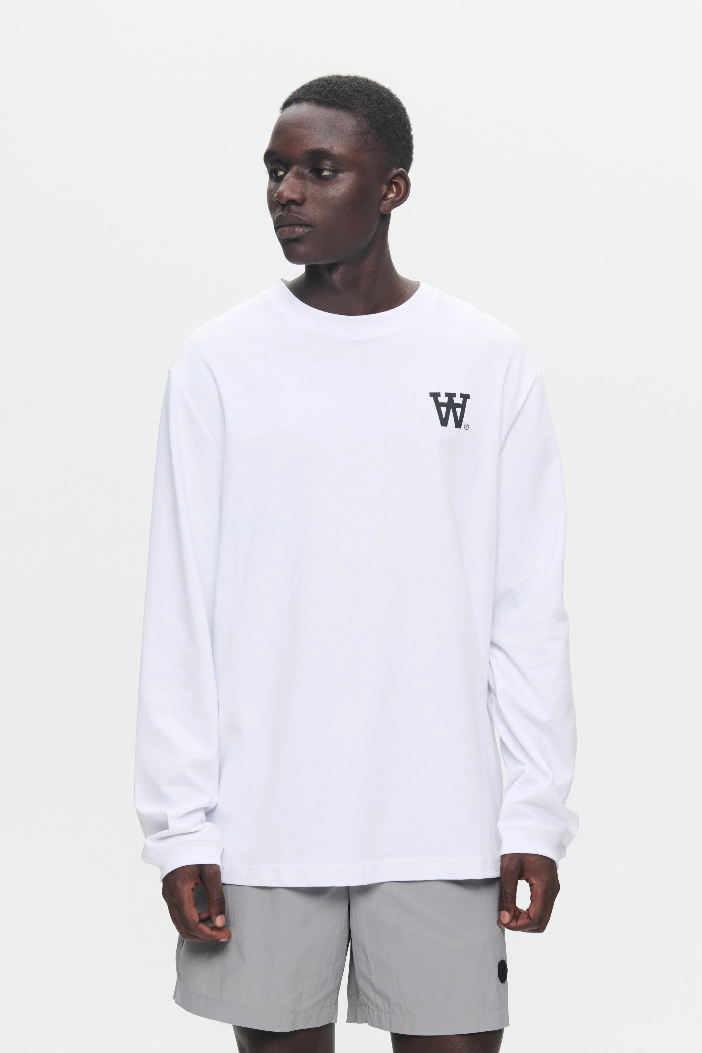 WWAsa T-shirt LOOKBOOK FRONT 30250075-110601