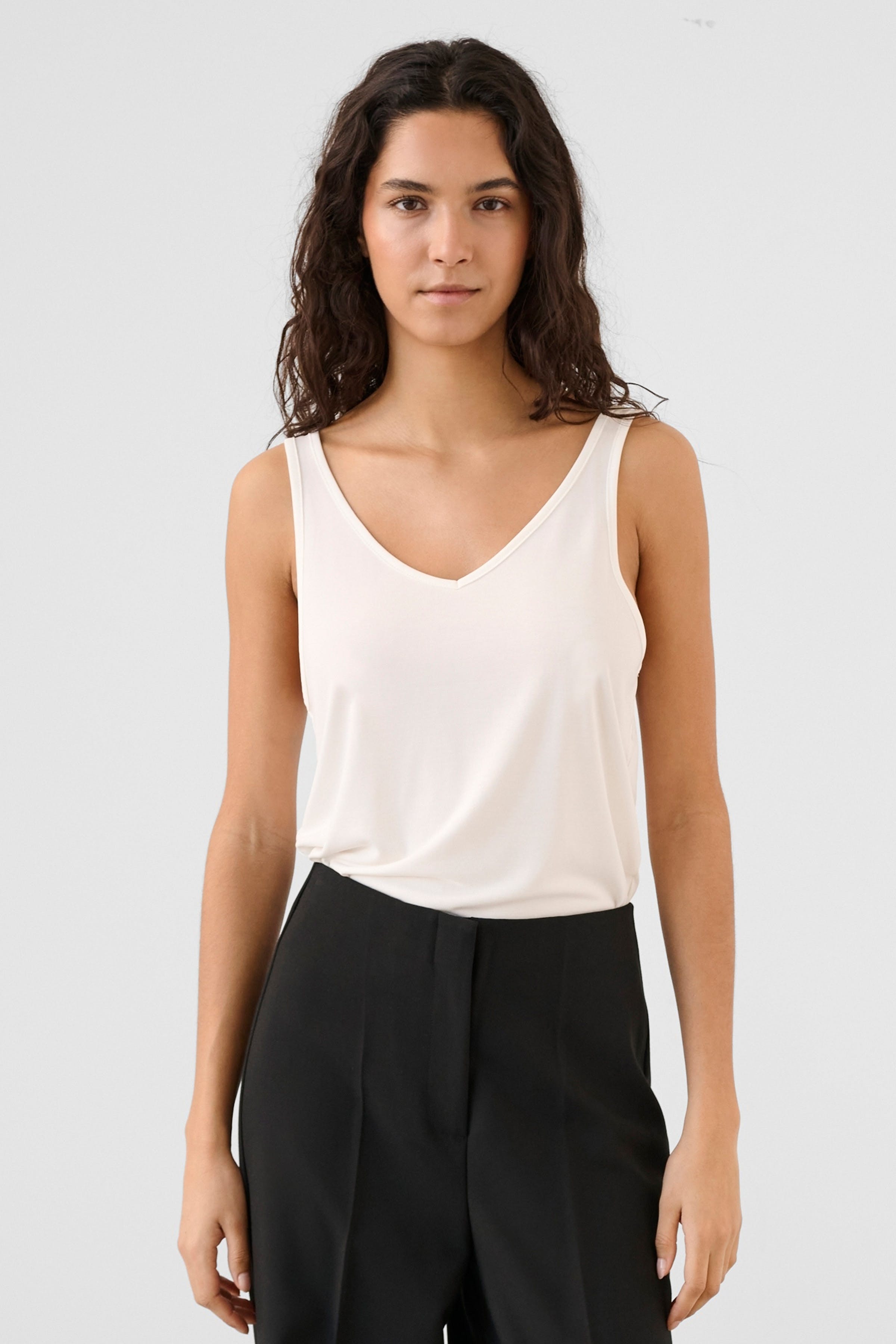 Kurzarm T-Shirt LOOKBOOK FRONT 30404199-40093