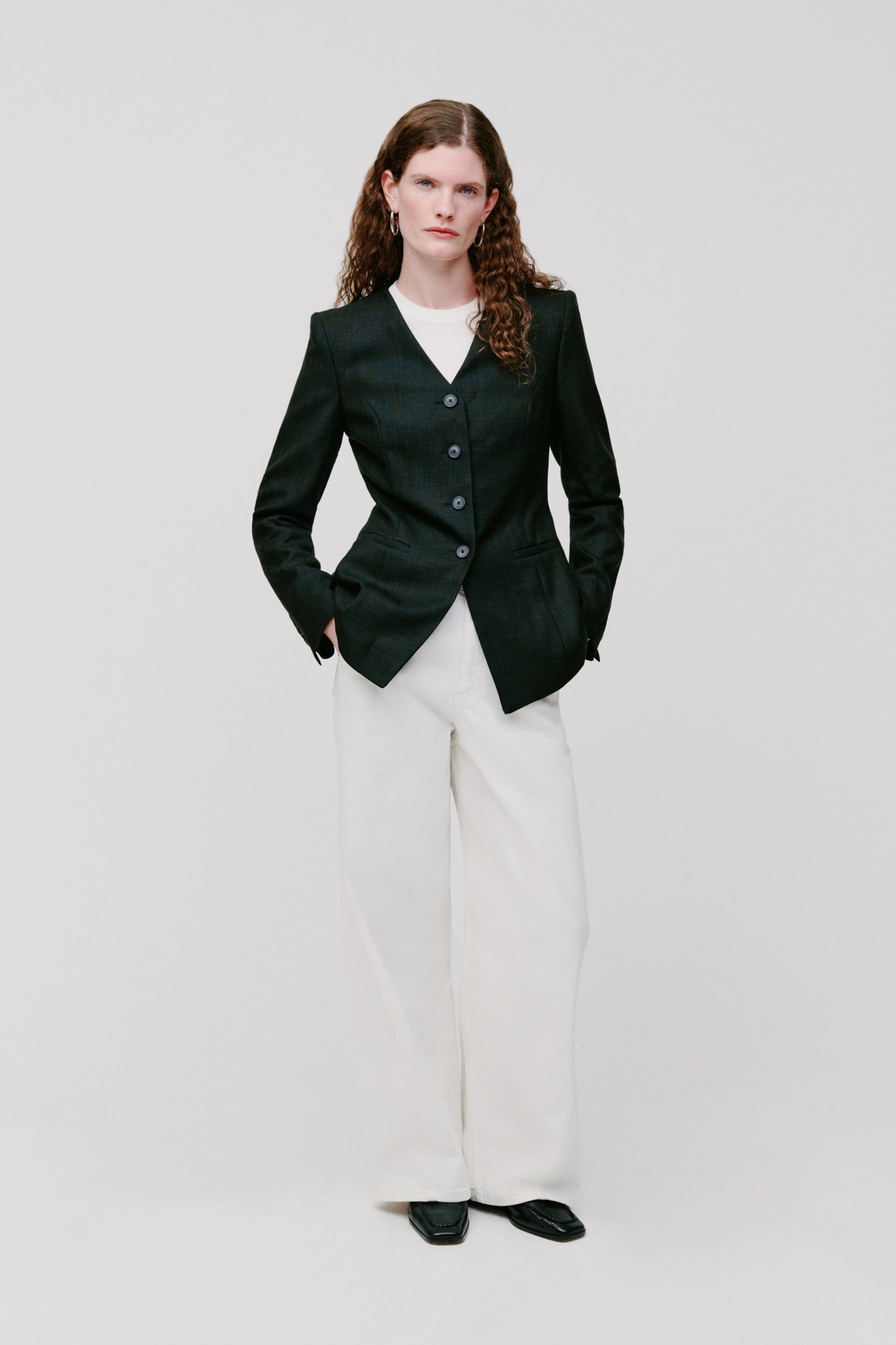 JUNIPER Blazer LOOKBOOK FRONT 30600696-BK999