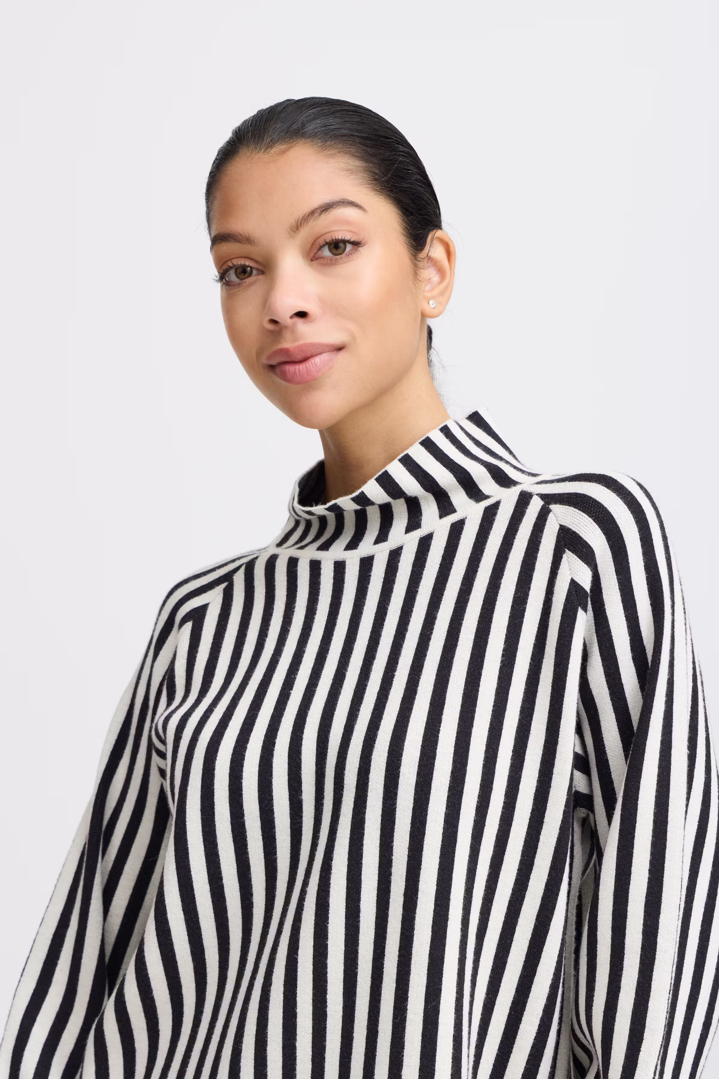 BYOTARI Pullover LOOKBOOK DETAIL 20815626-200453