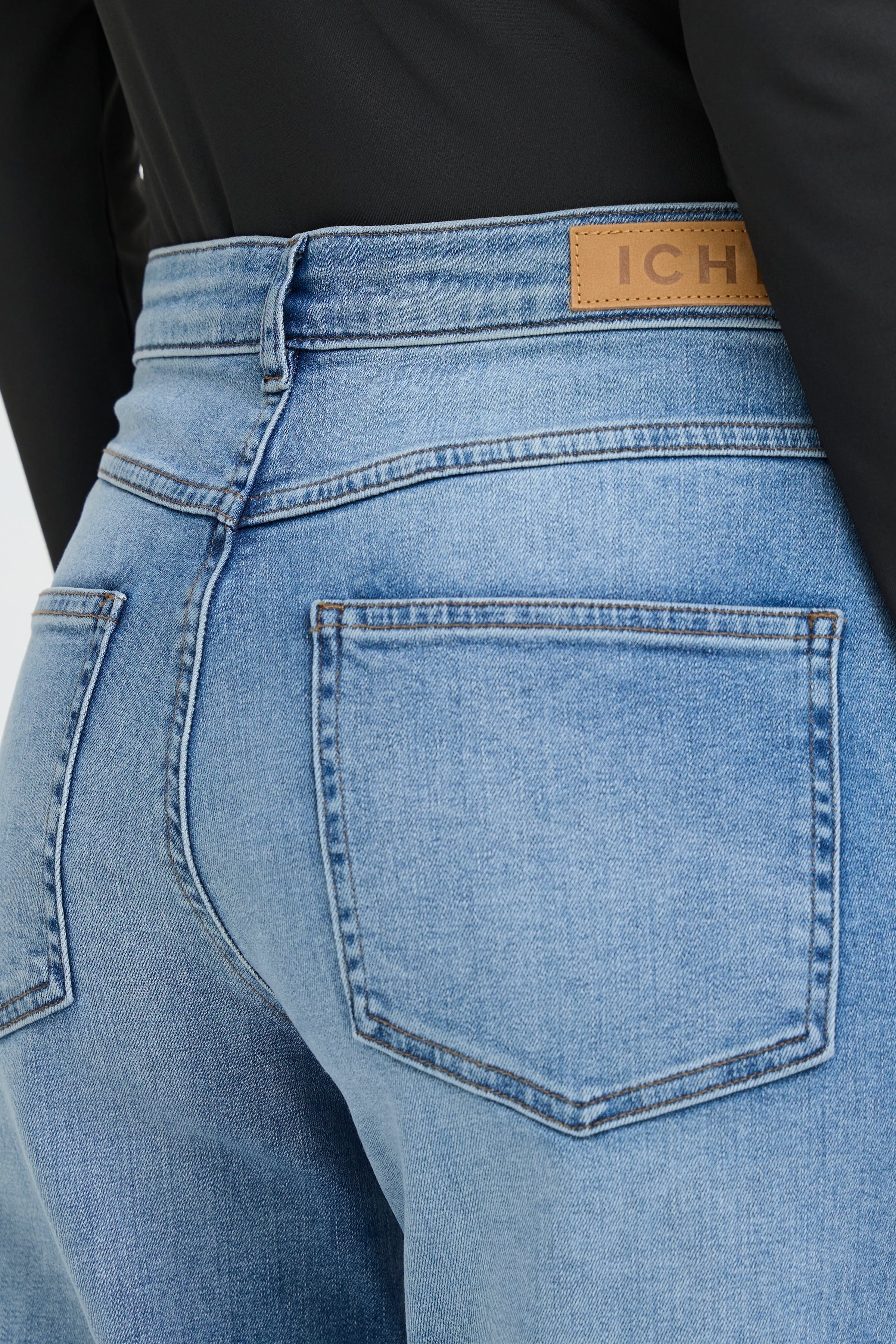 IHTWIGGY RAVEN Jeans LOOKBOOK DETAIL 20110967-19044