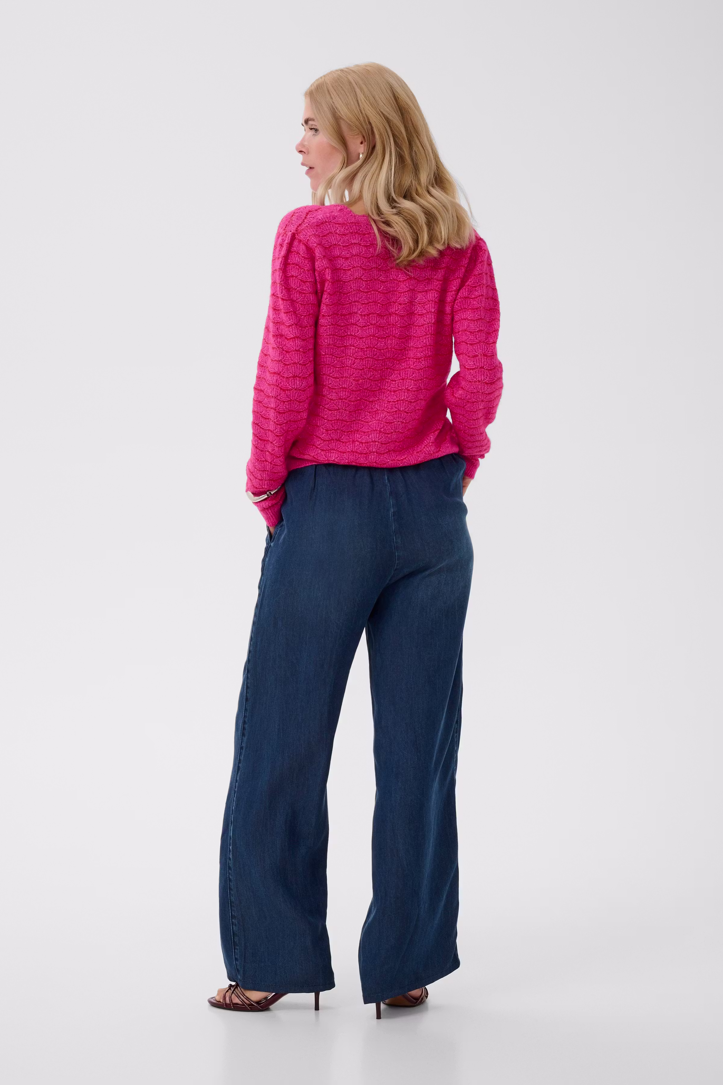 CUamera Cardigan LOOKBOOK BACK 50113298-109637