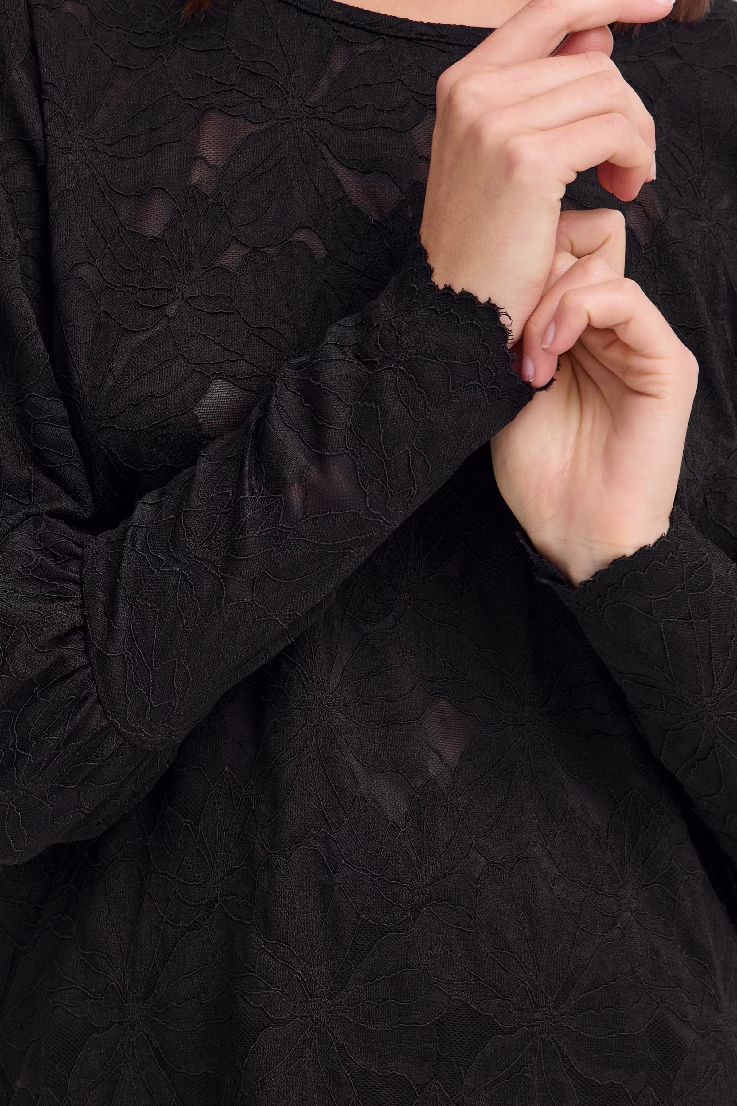 FRMIRABELLA Bluse LOOKBOOK DETAIL 20617655-194008