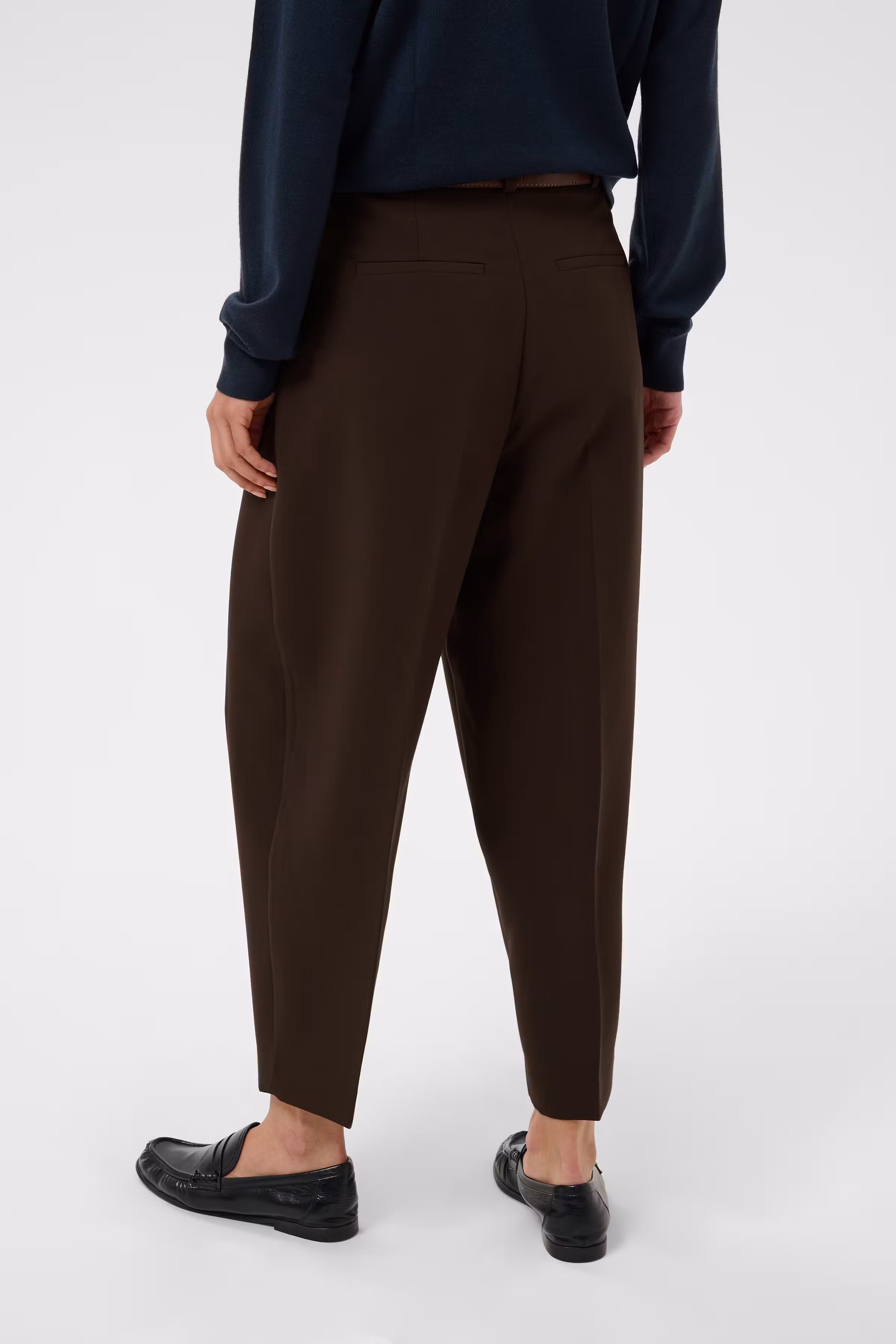 DomenicPW Hose LOOKBOOK BACK 30310719-191106