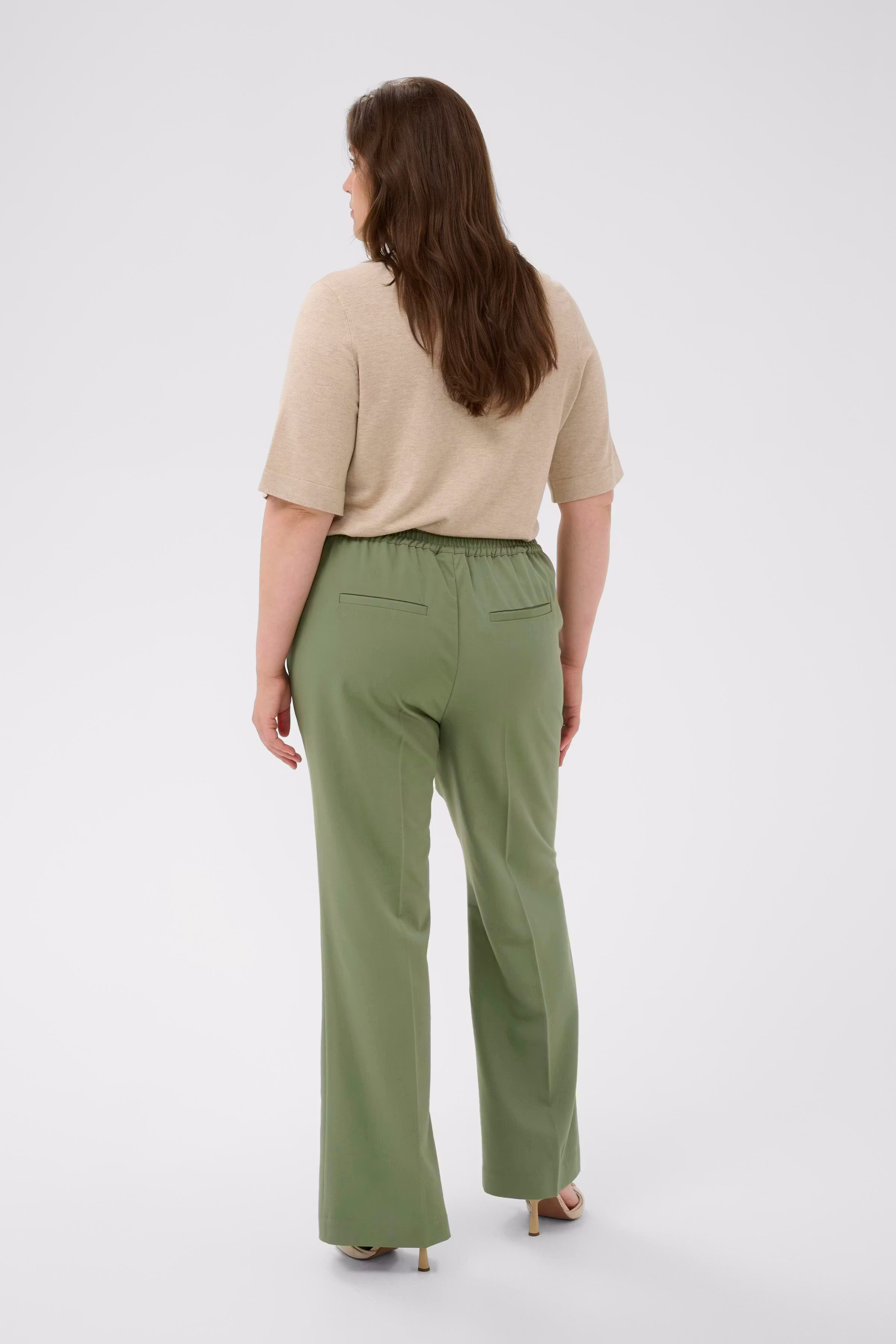 KCsakira Flared Hose LOOKBOOK BACK 10582588-176212