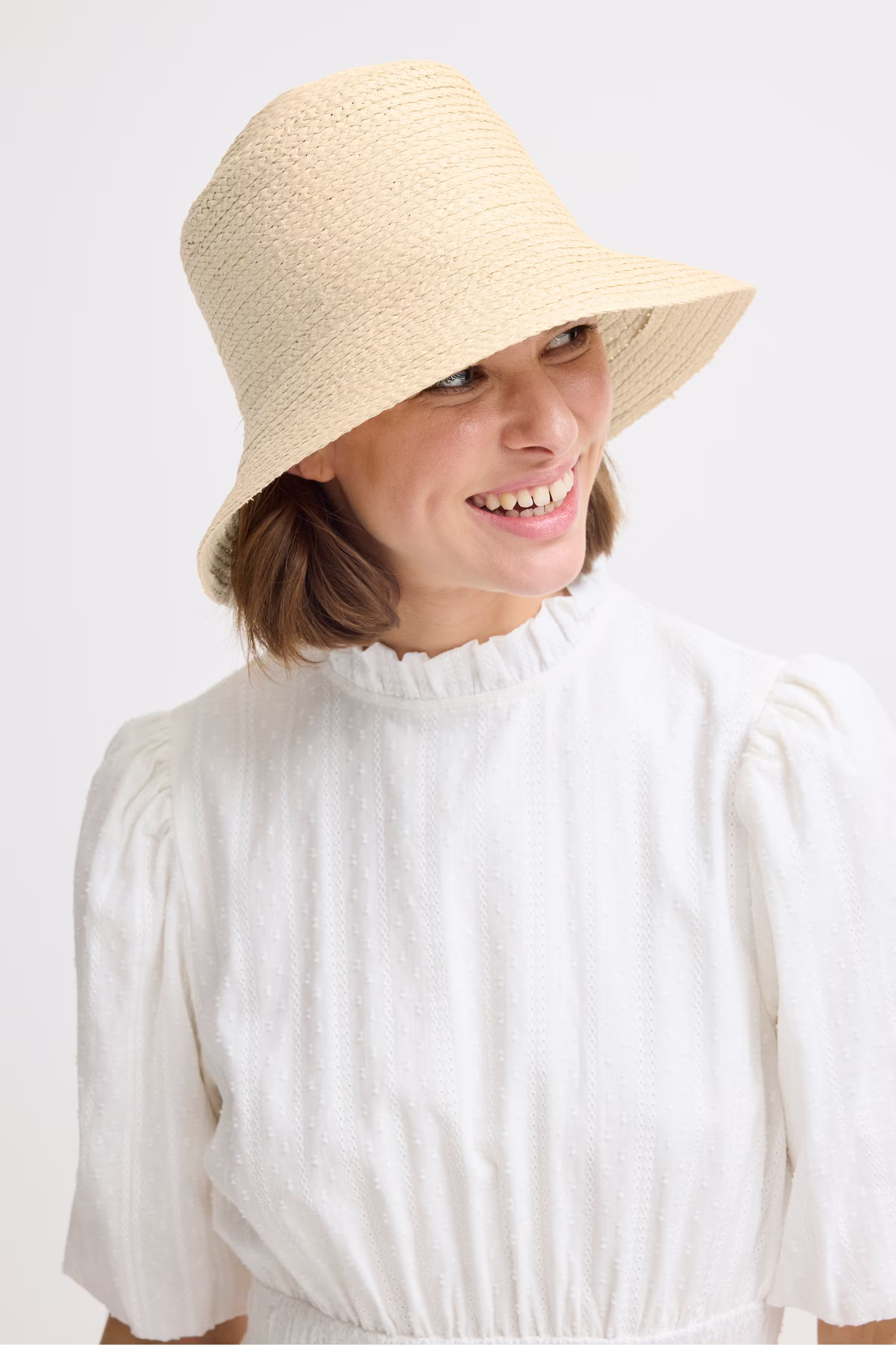 BAVIBBE Hatt LOOKBOOK FRONT 20816394-204785