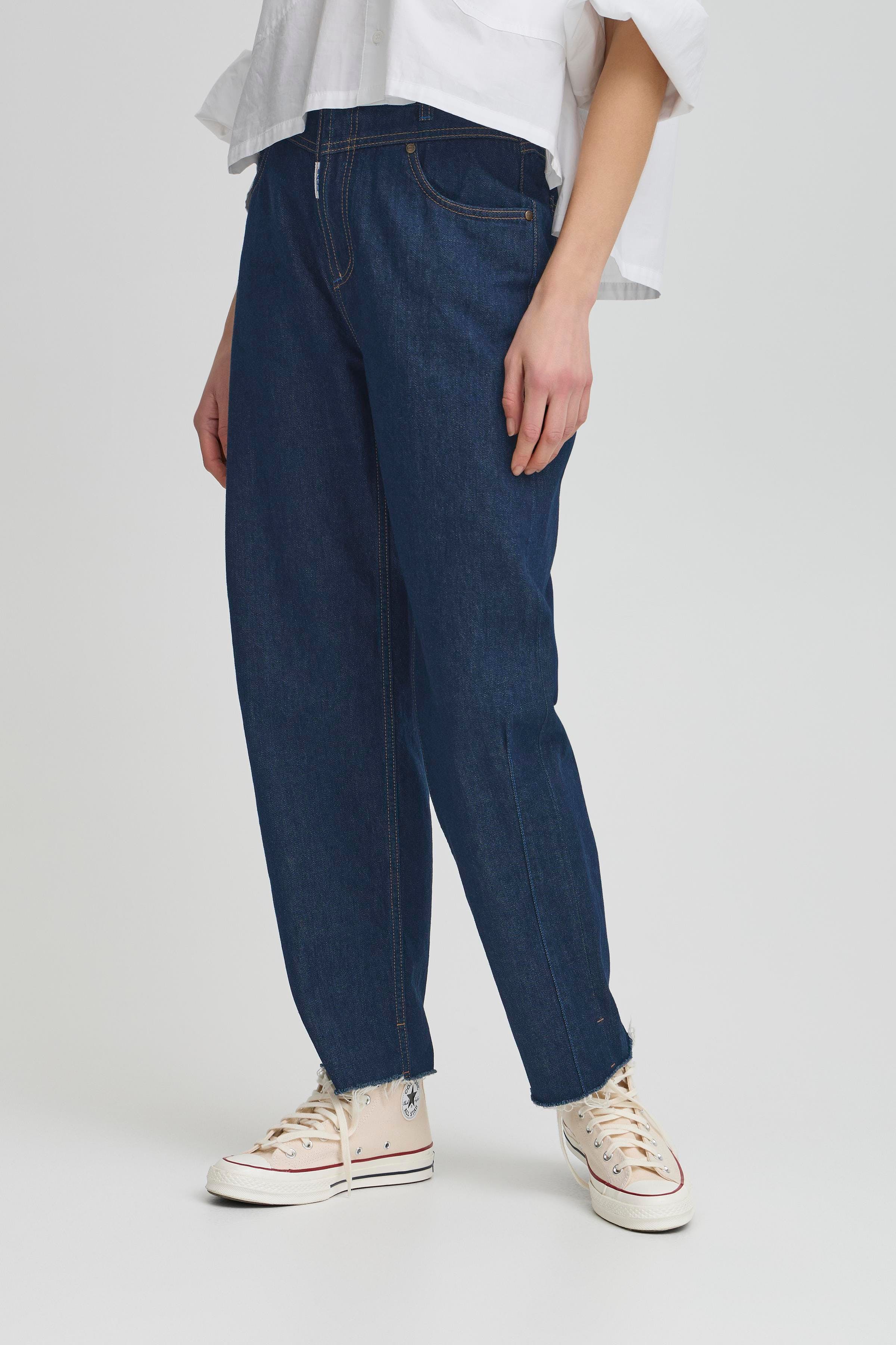 BACAMMEO Cropped Jeans LOOKBOOK FRONT 50405083-204027