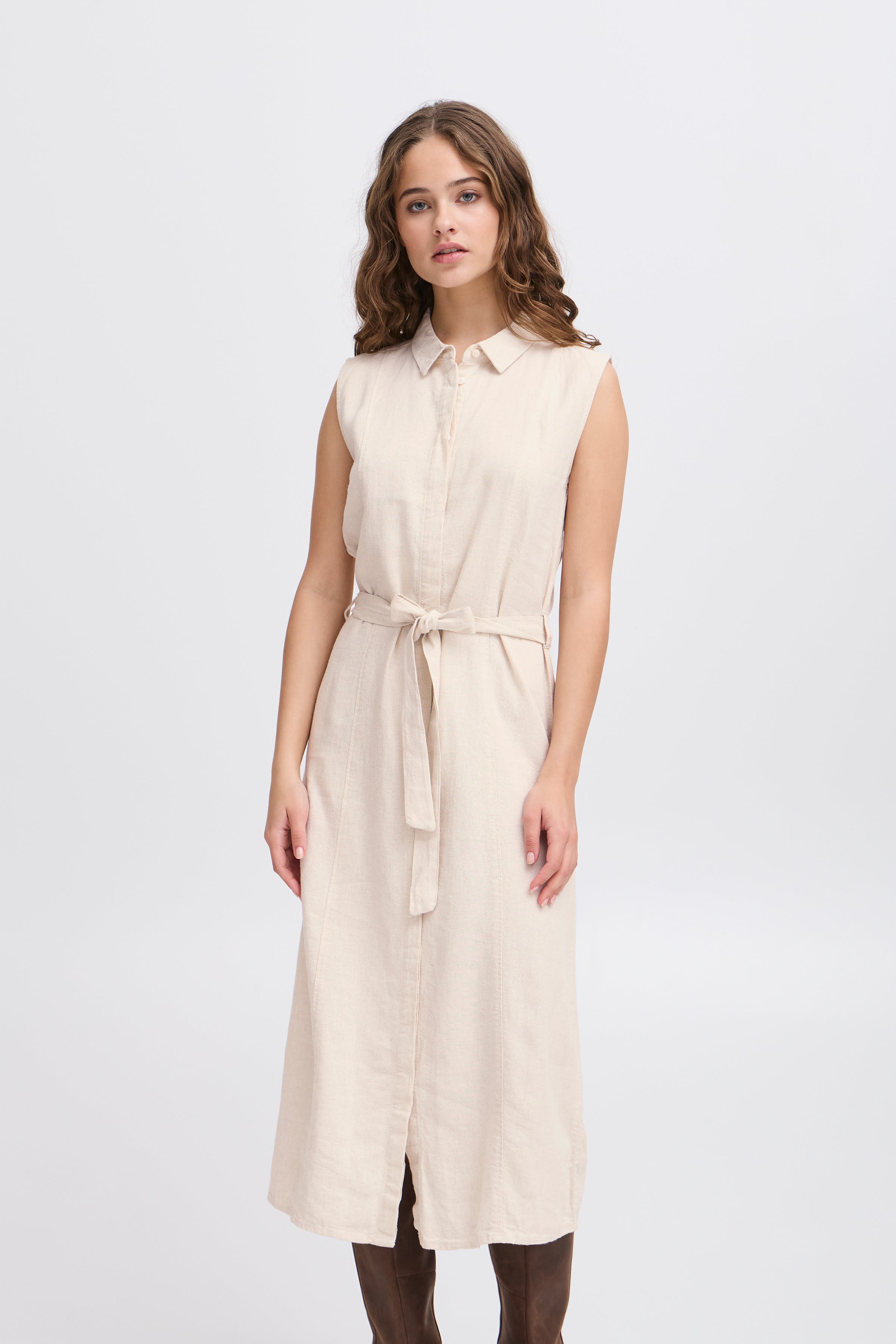 IHLINNO Kjole LOOKBOOK FRONT 20122927-204424