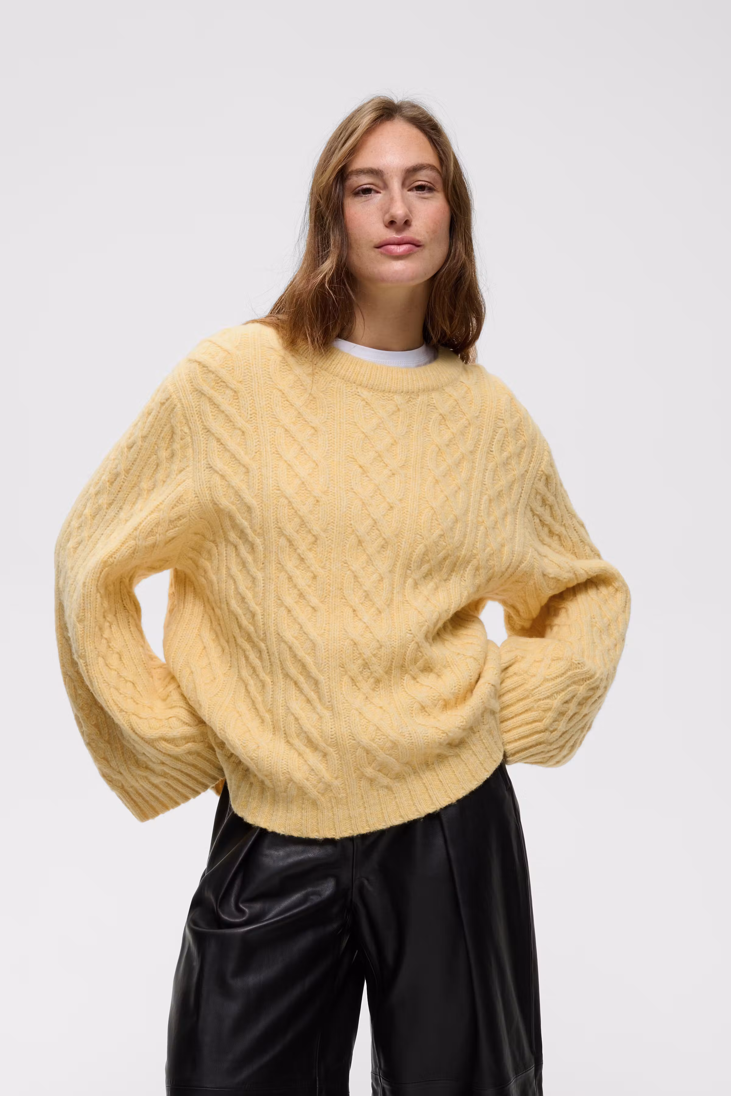 TAIEIW Pullover LOOKBOOK FRONT 30112932-130917