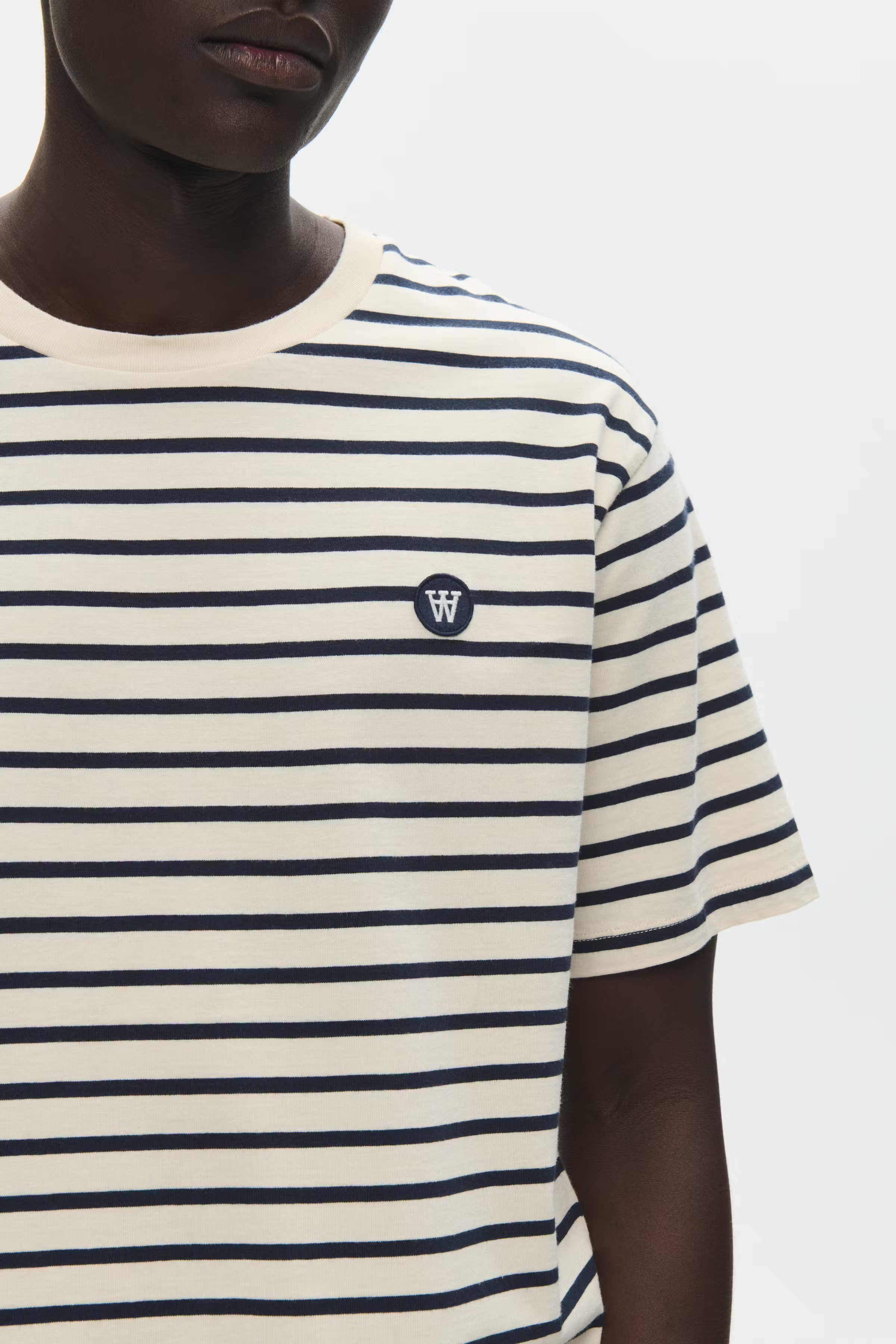 WWAce Stripe T-shirt LOOKBOOK DETAIL 30251373-194009