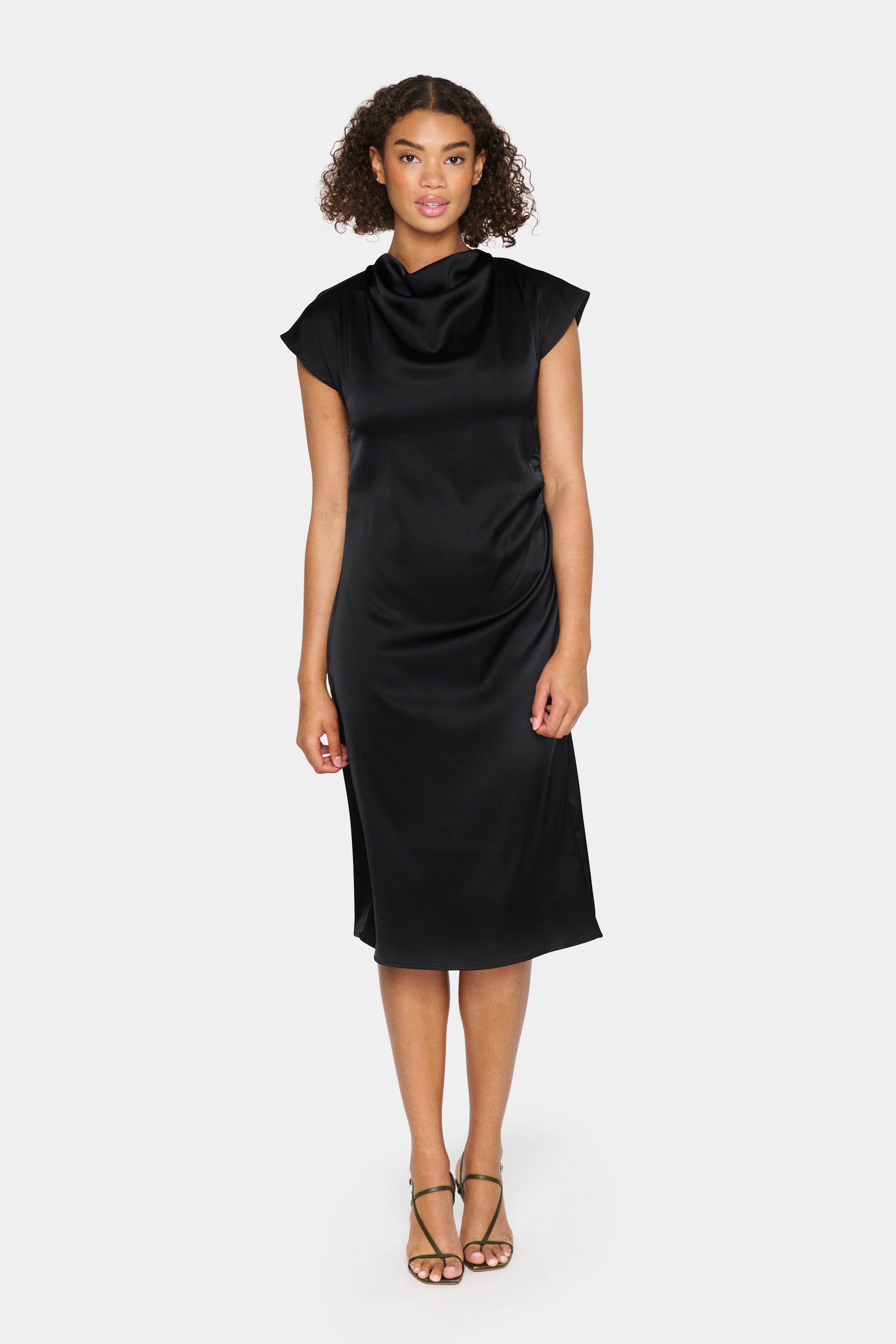 ZoviSZ  Kjole LOOKBOOK FRONT 30513983-193911