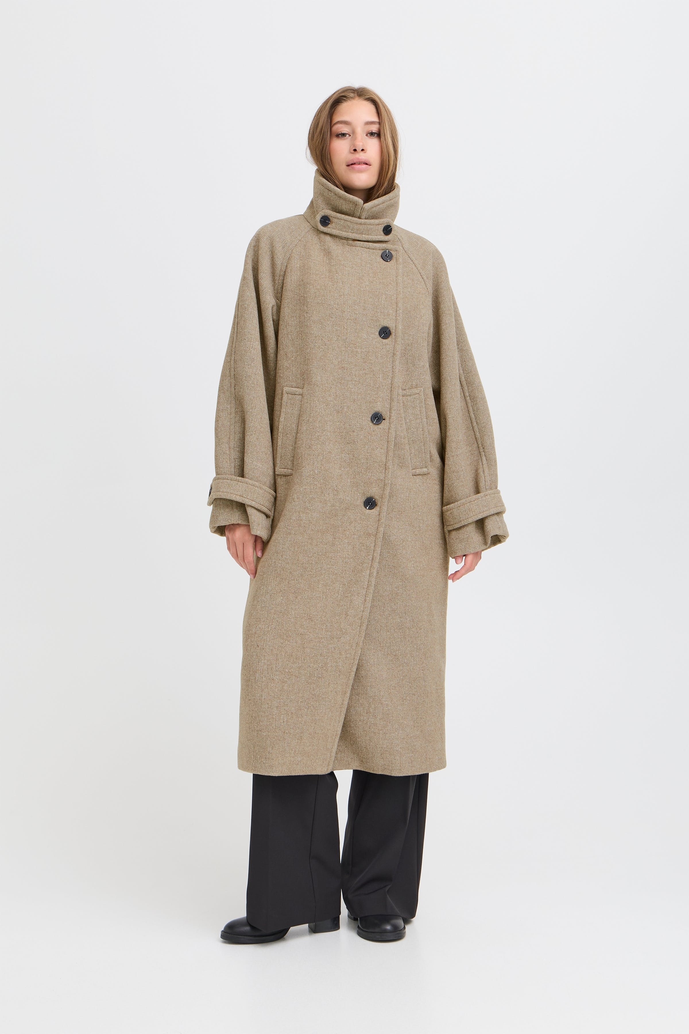 IHGAZIVA Yttertøy LOOKBOOK FRONT 20121199-1713111