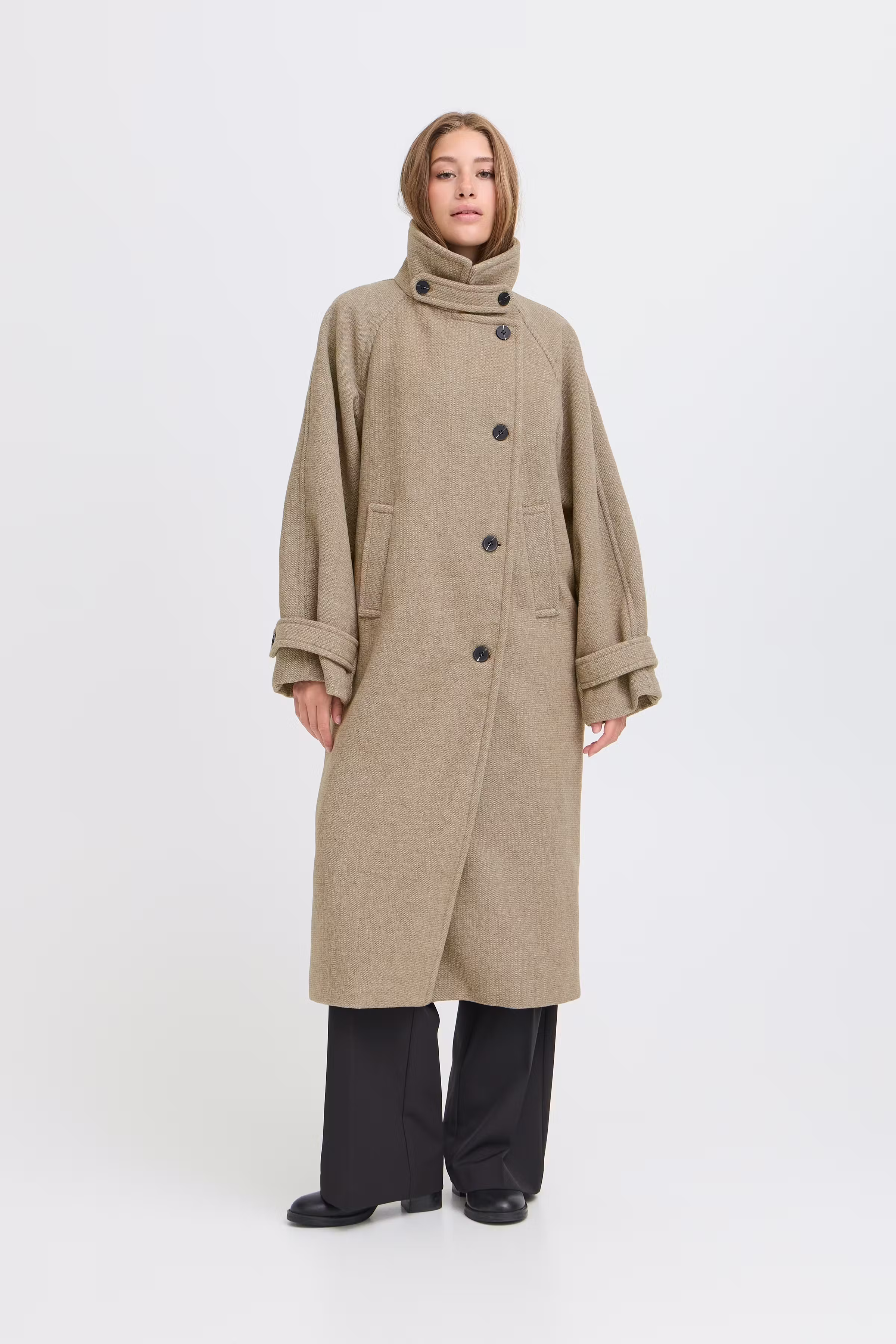 IHGAZIVA Yttertøy LOOKBOOK FRONT 20121199-1713111