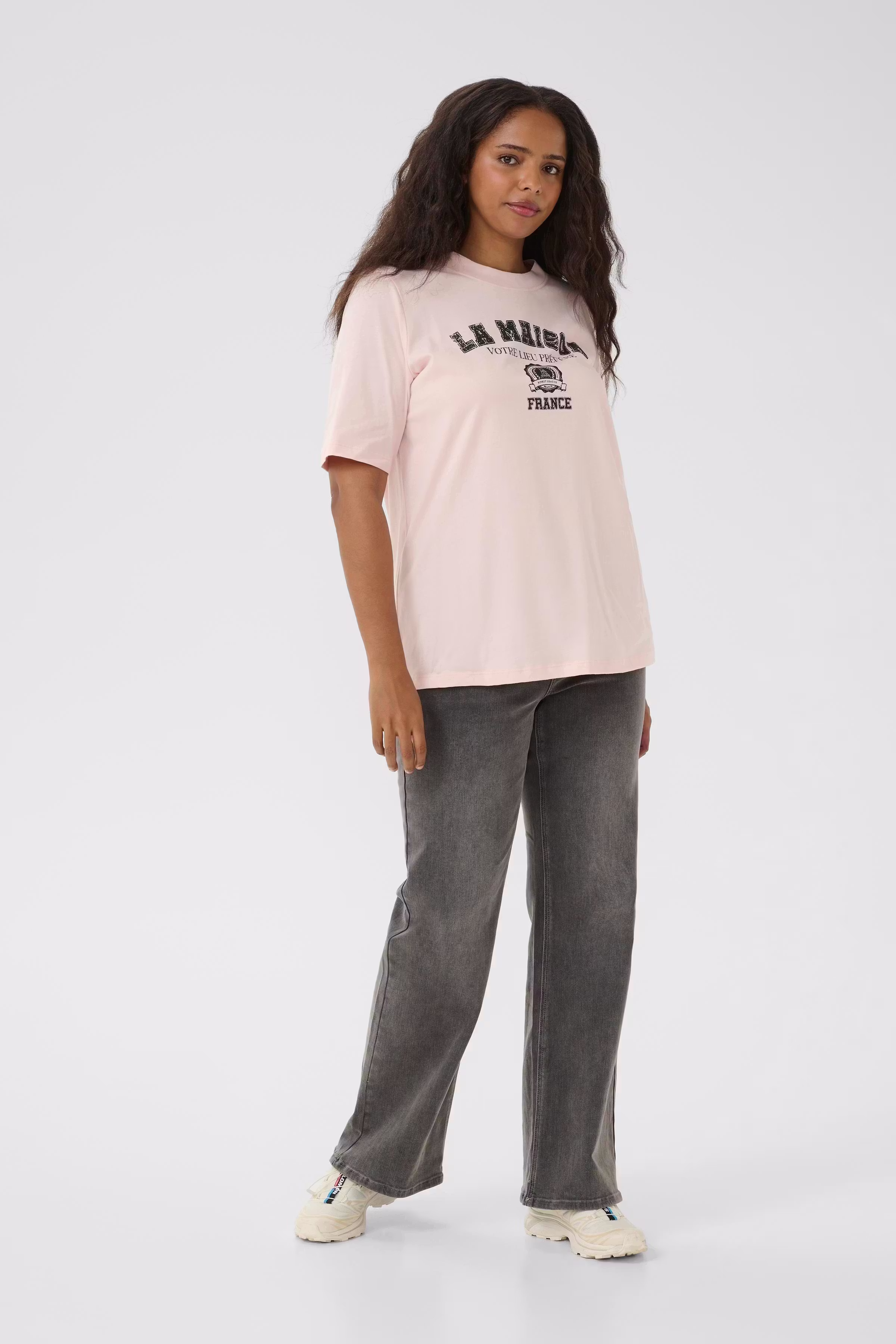 KCtasha T-shirt LOOKBOOK FRONT 10583389-141905
