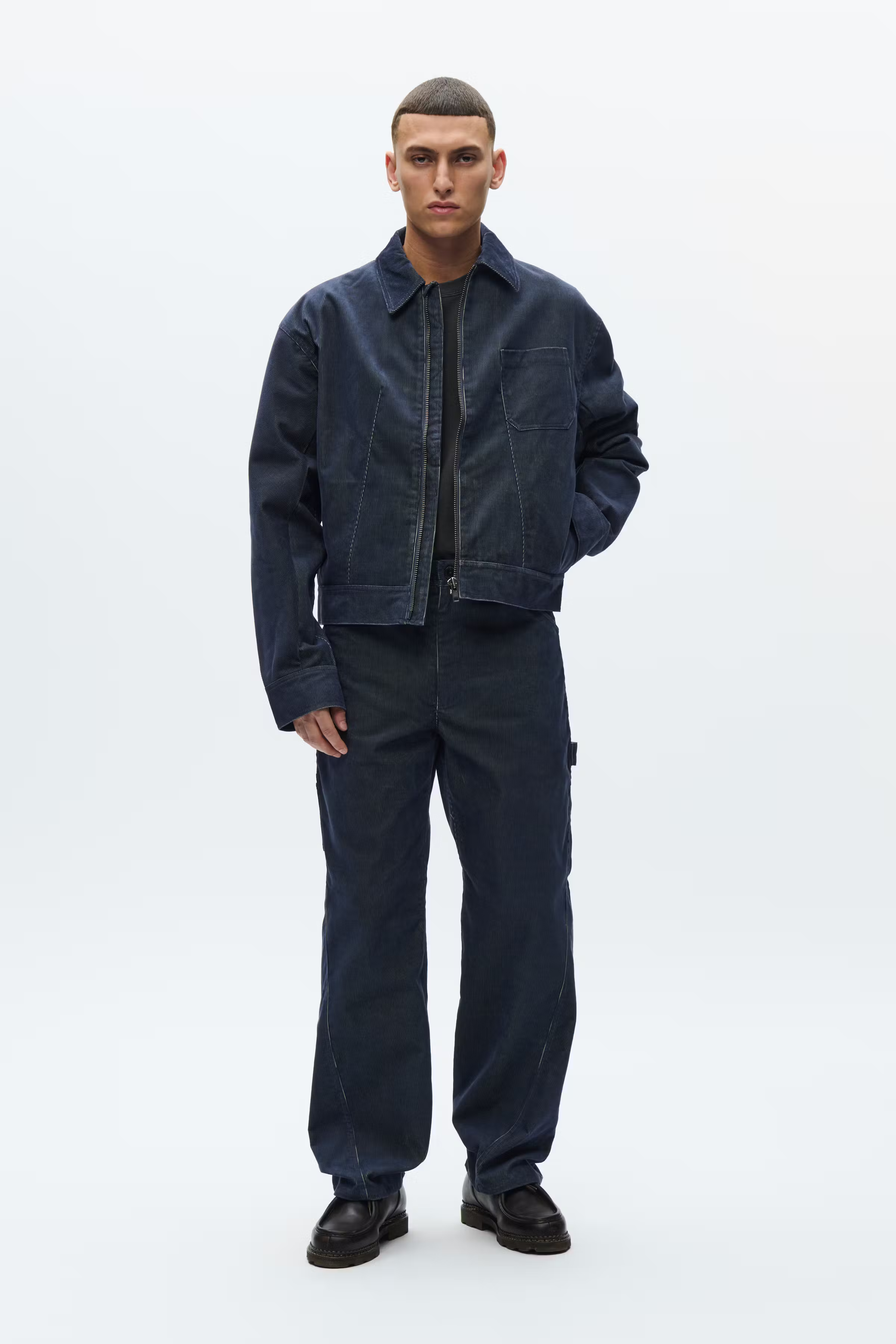 WWTwisted LOOKBOOK FRONT 30250384-W8228