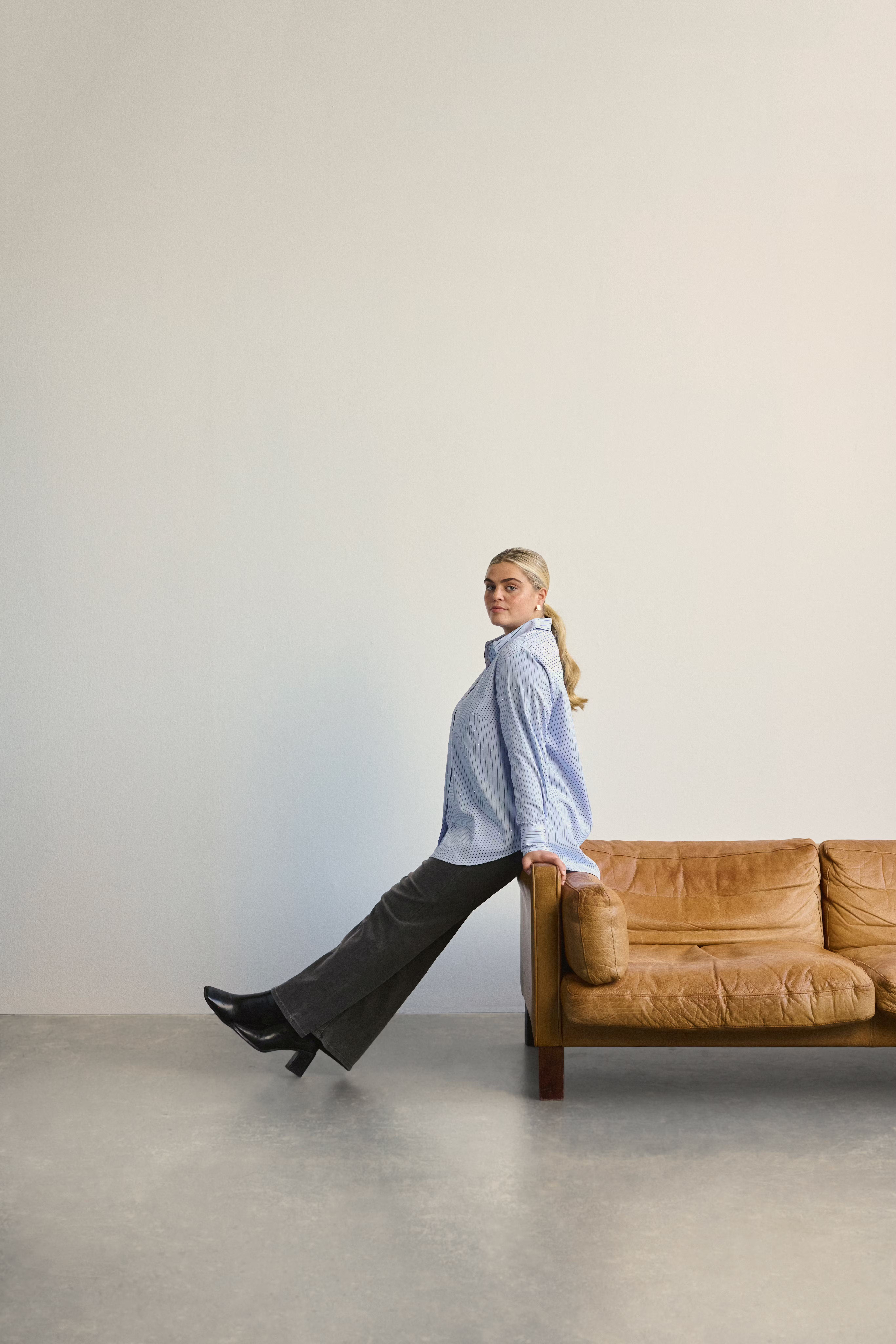 KCsina Jeans LOCATION NONE 10583446-103162