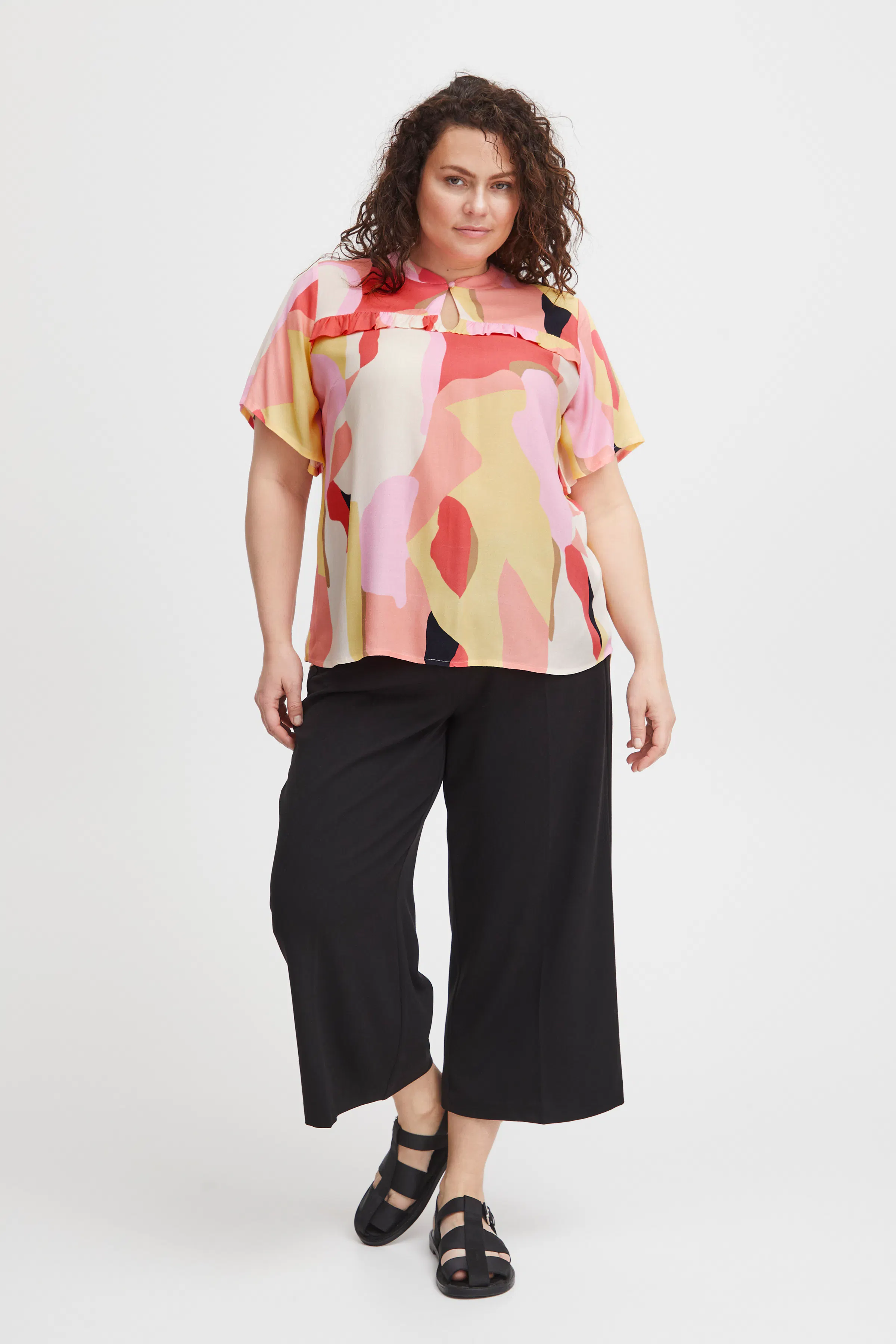 FPBLOCK Bluse LOOKBOOK FRONT 20612300-202102