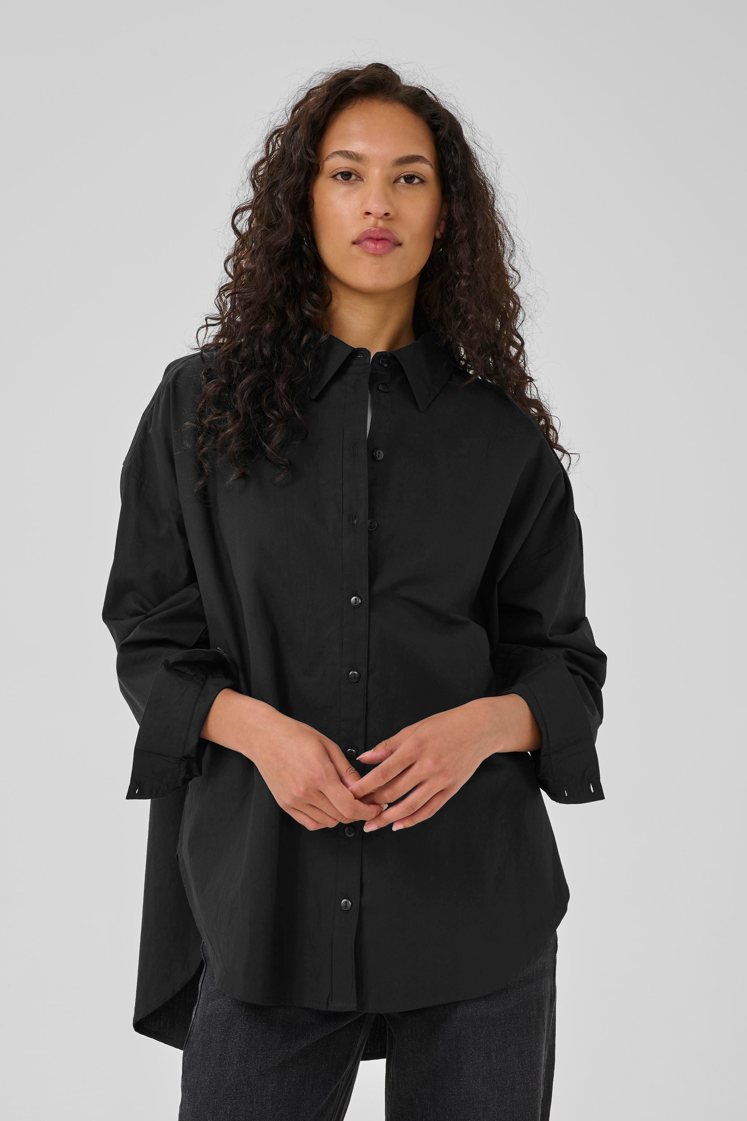 SunnaMW Boxy Skjorte LOOKBOOK FRONT 10705021-100031