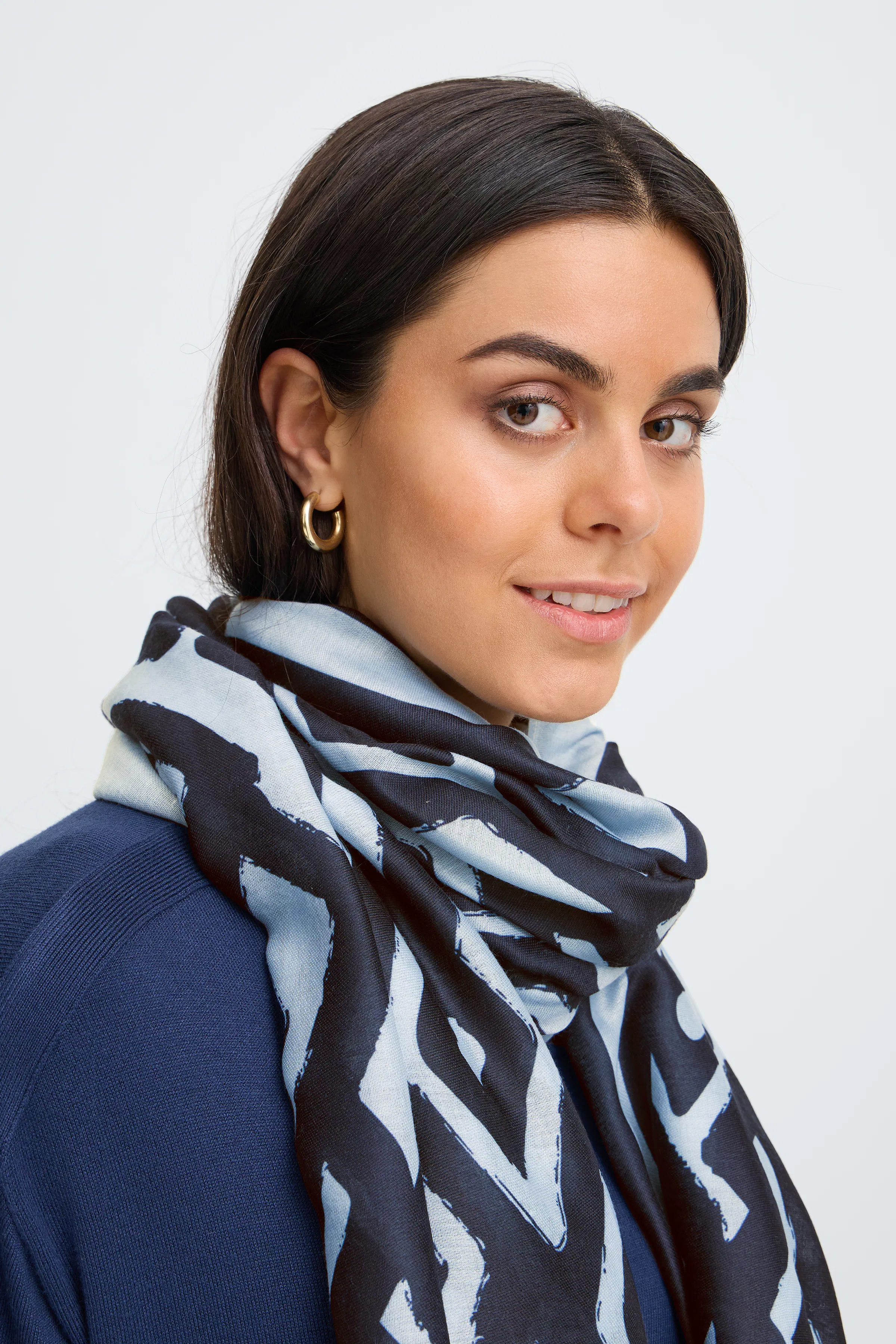 FRJILLA Scarf LOOKBOOK FRONT 20618164-900012915