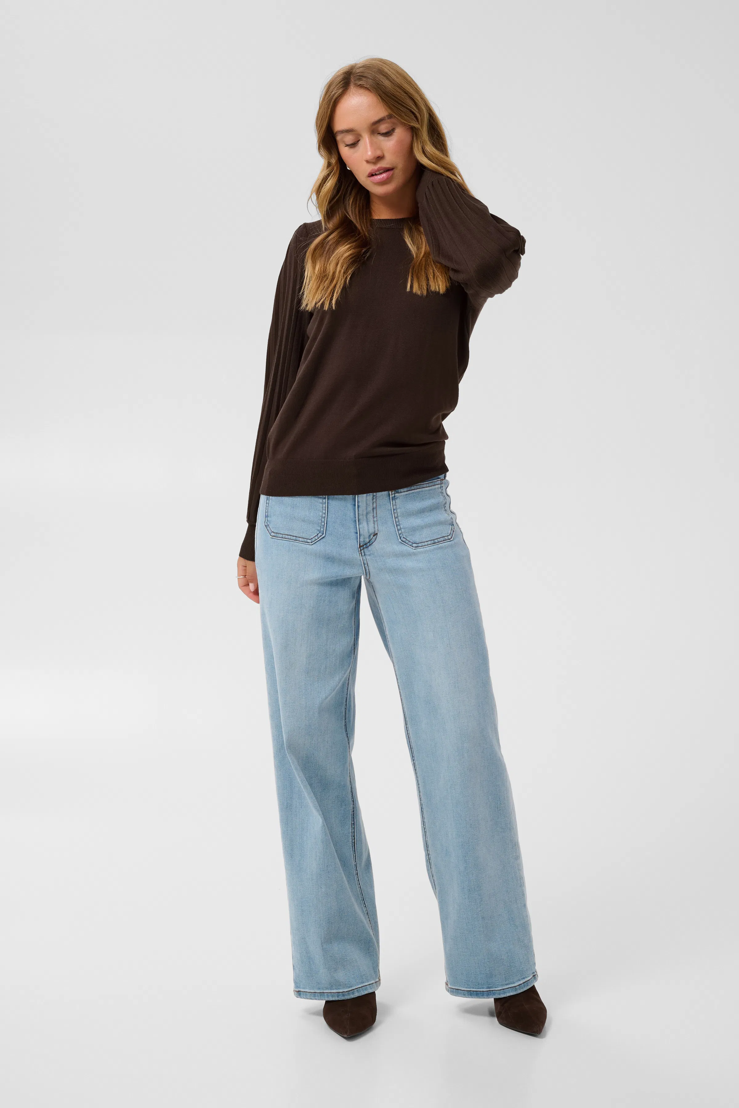KAlone Pullover LOOKBOOK FRONT 10507905-190915
